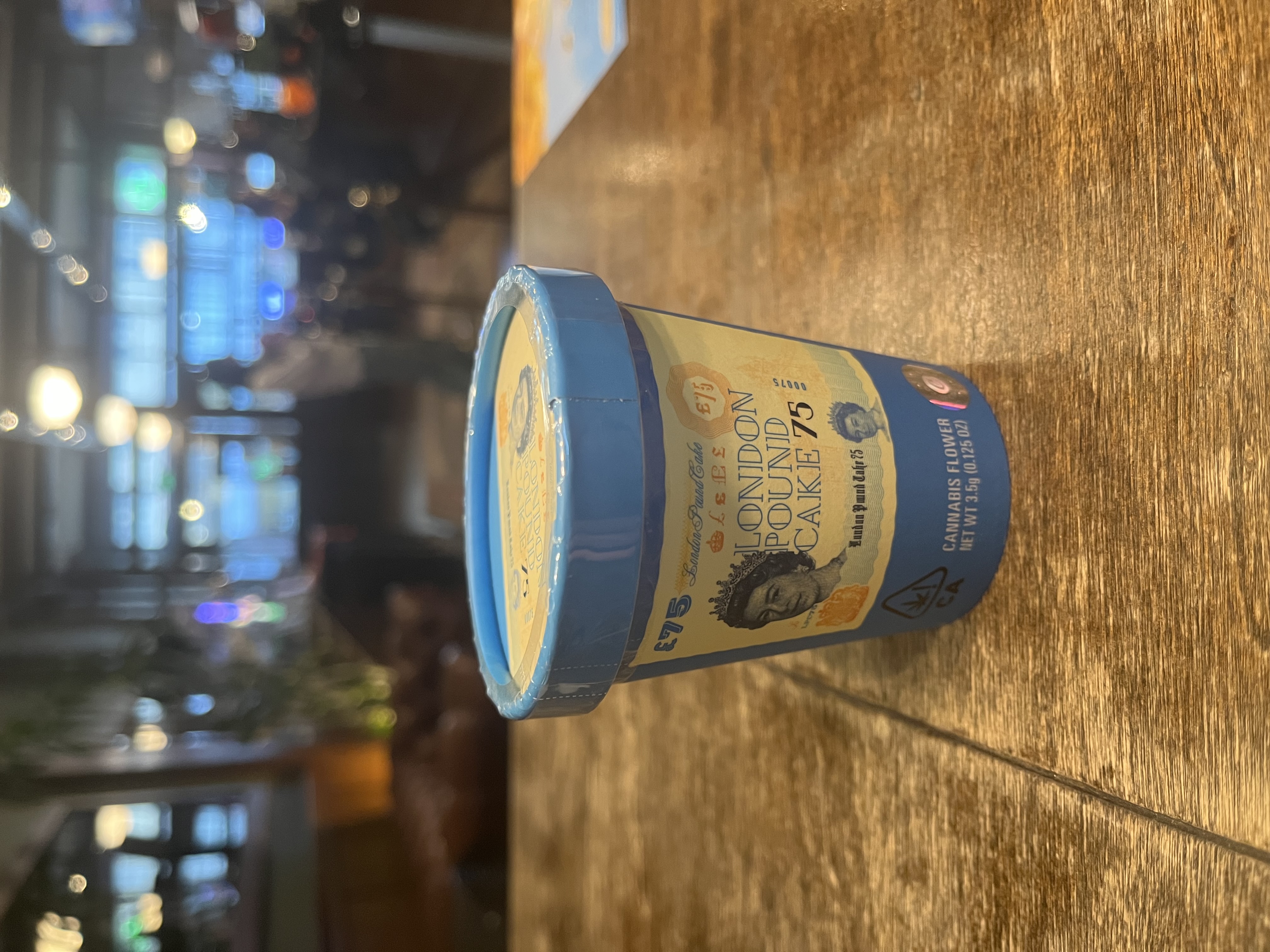 London Pound Cake 75
