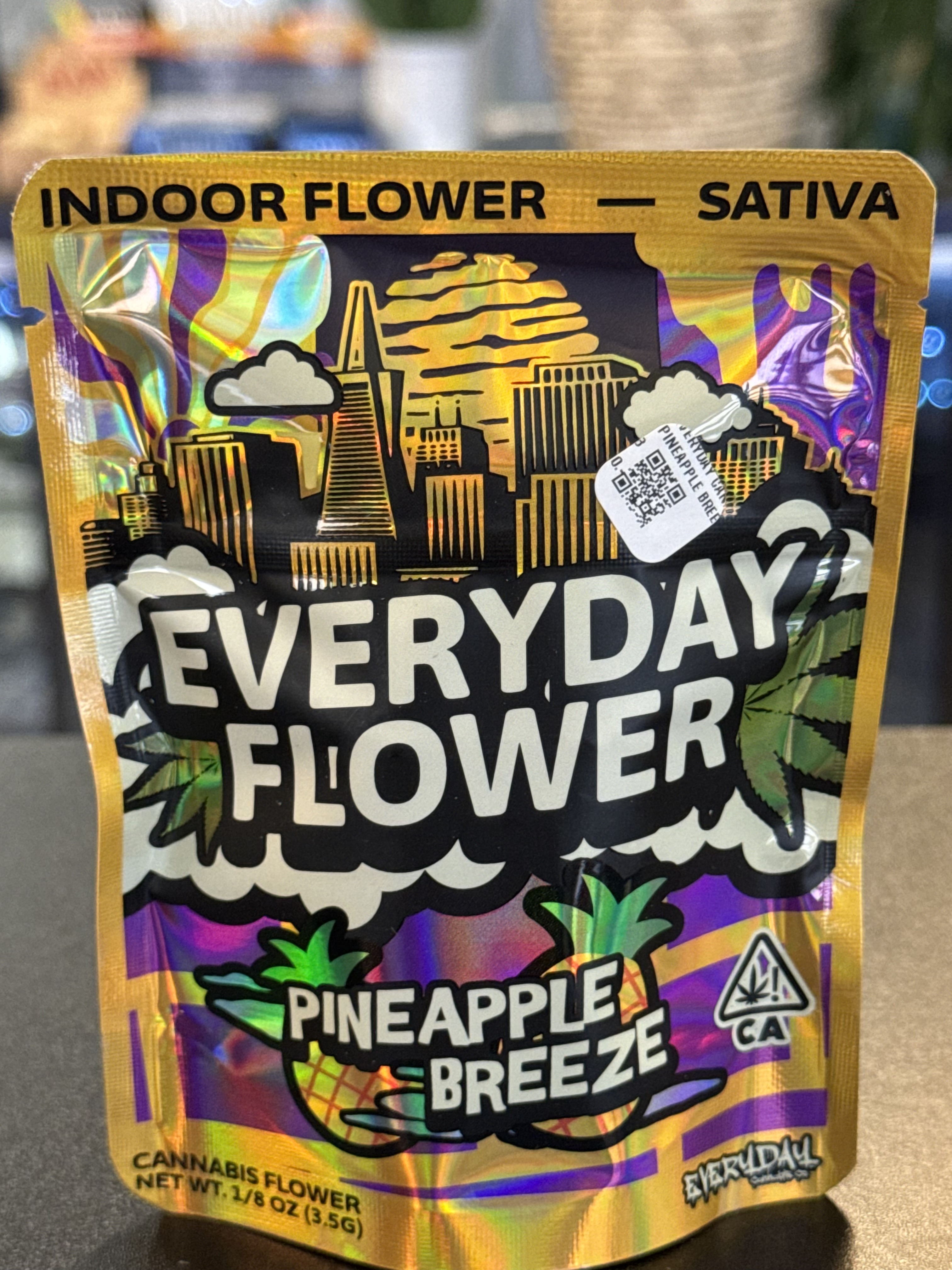 Everyday Flower Pineapple Breeze