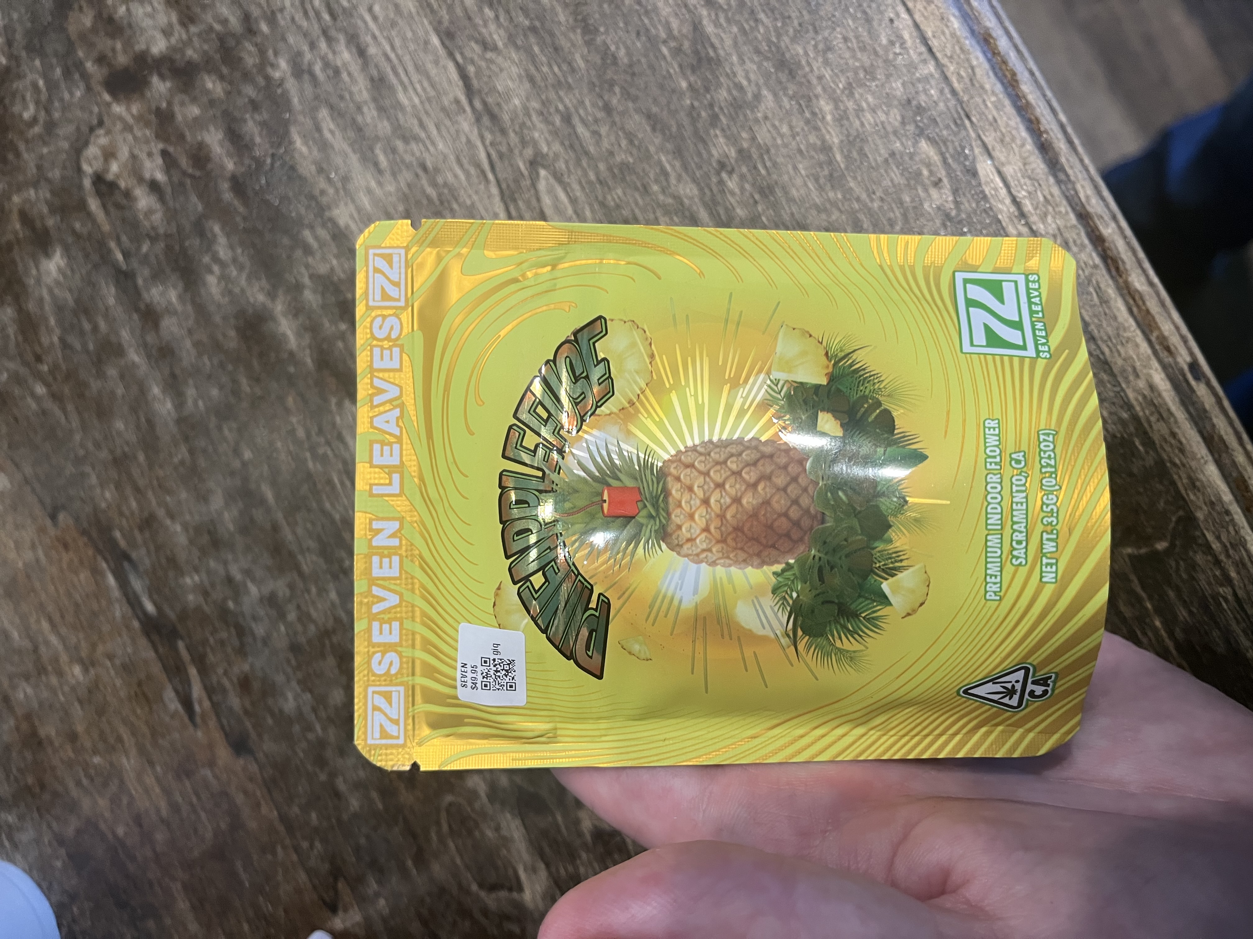 Pineapple Fuse Premium Indoor Flower