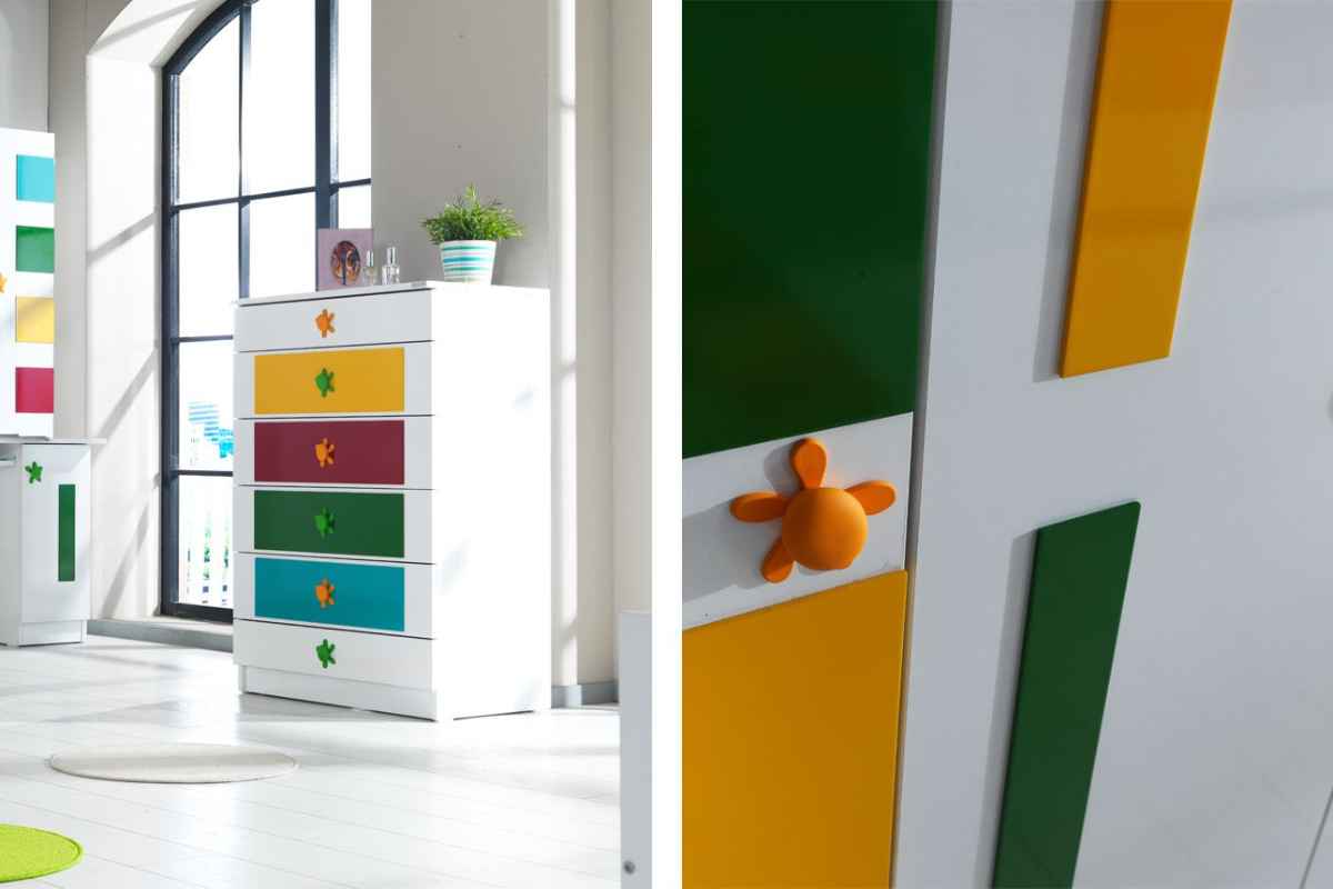 TEENS ROOM