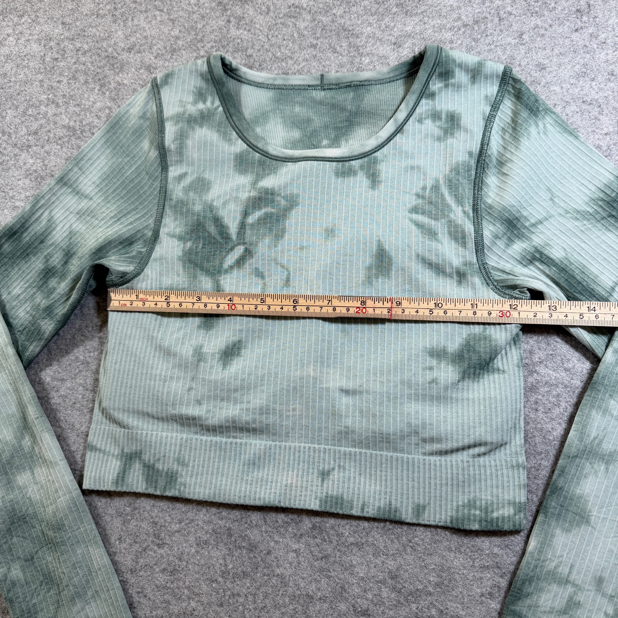 Lululemon Ribbed Crop Top Womens S Green Tie Dye Long Sleeve Built In Bra Yoga thumbnail 6