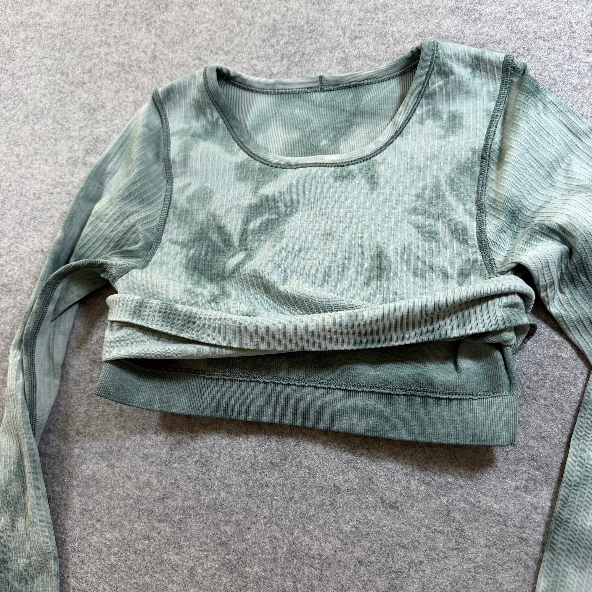 Lululemon Ribbed Crop Top Womens S Green Tie Dye Long Sleeve Built In Bra Yoga thumbnail 8