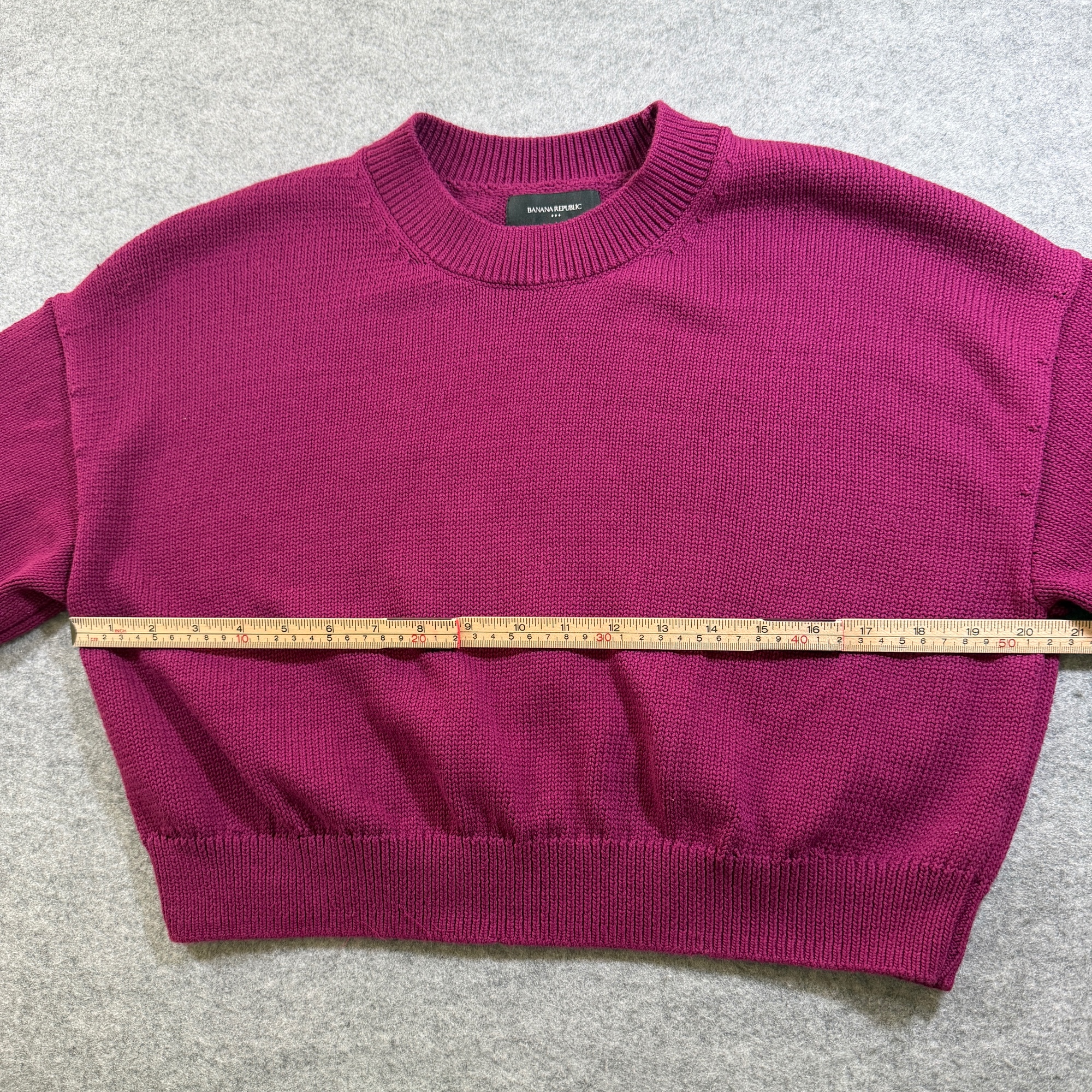 Banana Republic SS Sweater Womens M Magenta Berry Cropped Boxy Crew Neck Cotton thumbnail 6