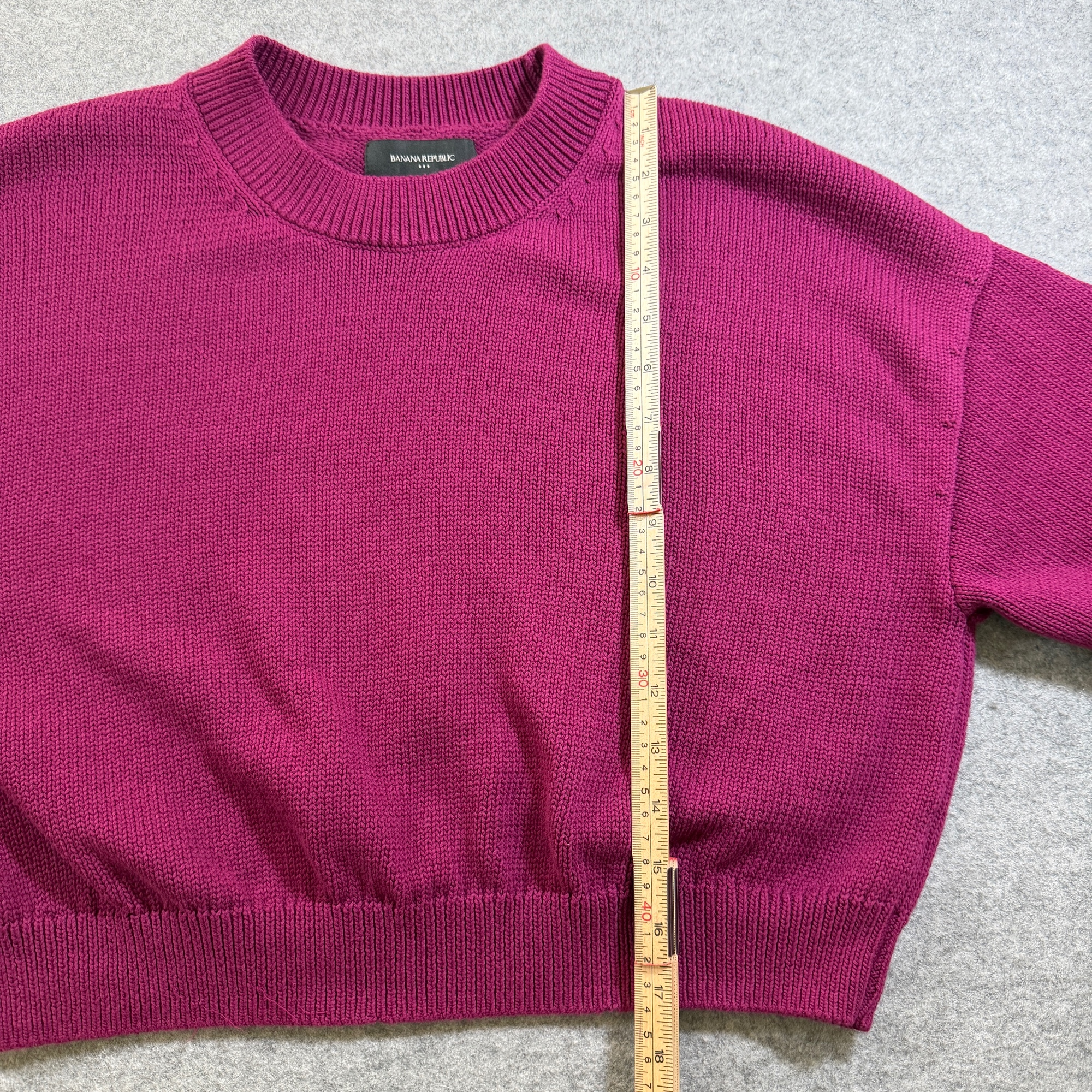 Banana Republic SS Sweater Womens M Magenta Berry Cropped Boxy Crew Neck Cotton thumbnail 7