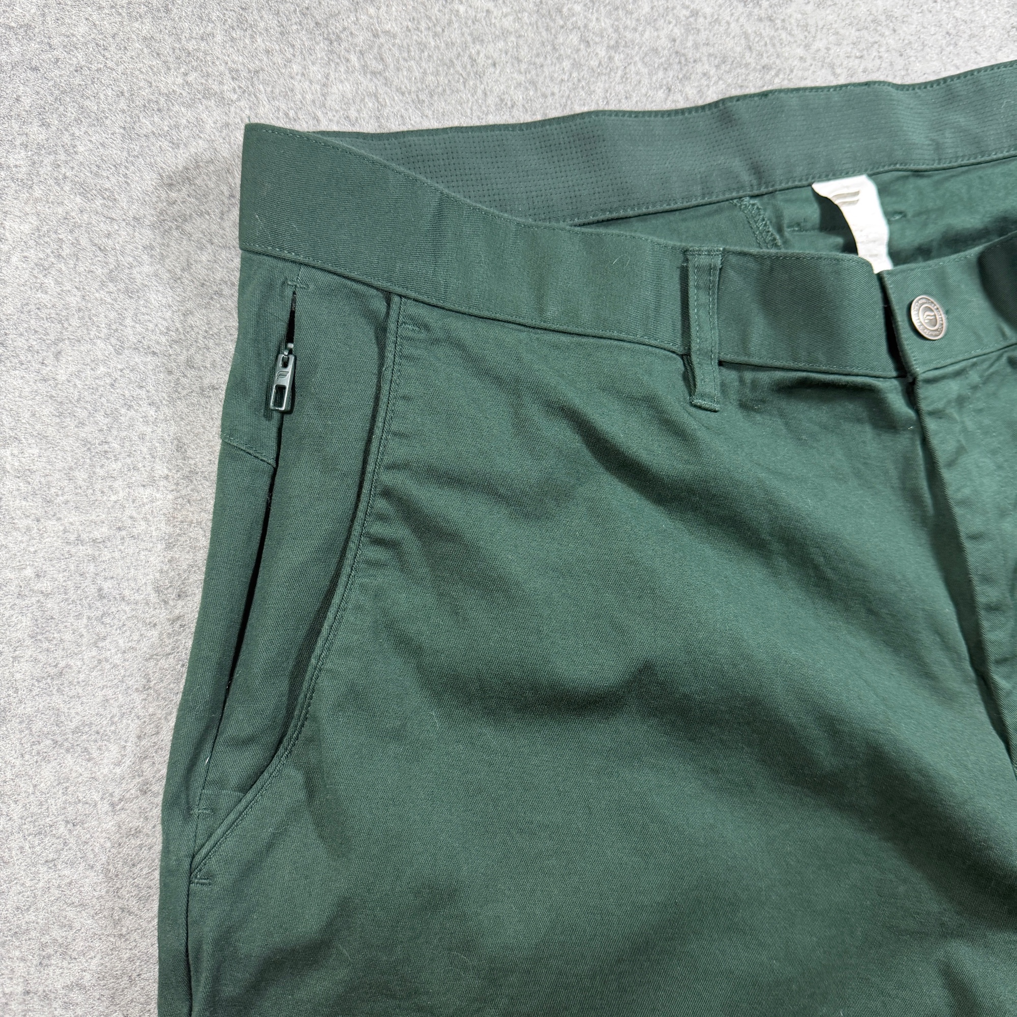 Fabletics Chino Pants Mens 36x32 Dark Green Slim Tapered Flat Front Stretch thumbnail 8