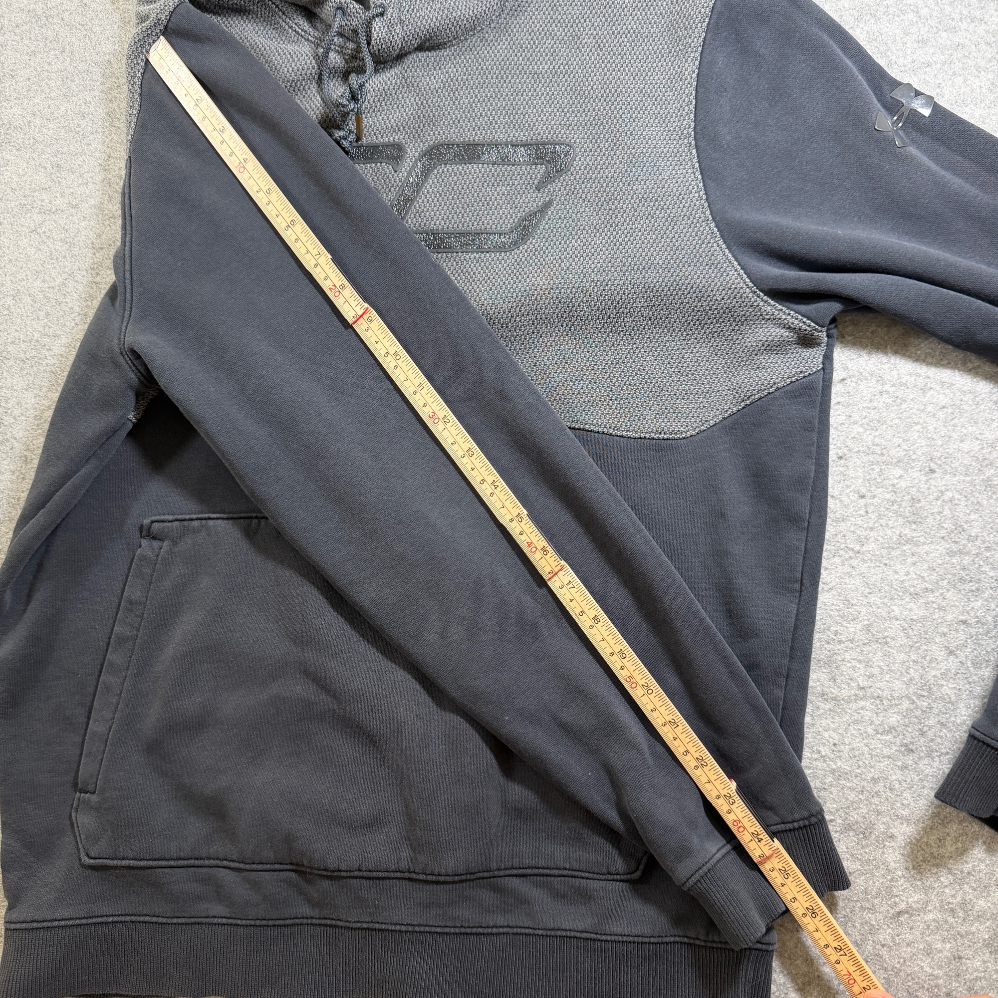 Under Armour SC30 Curry Hoodie Mens M Black Charcoal Pullover Basketball Athlete thumbnail 6