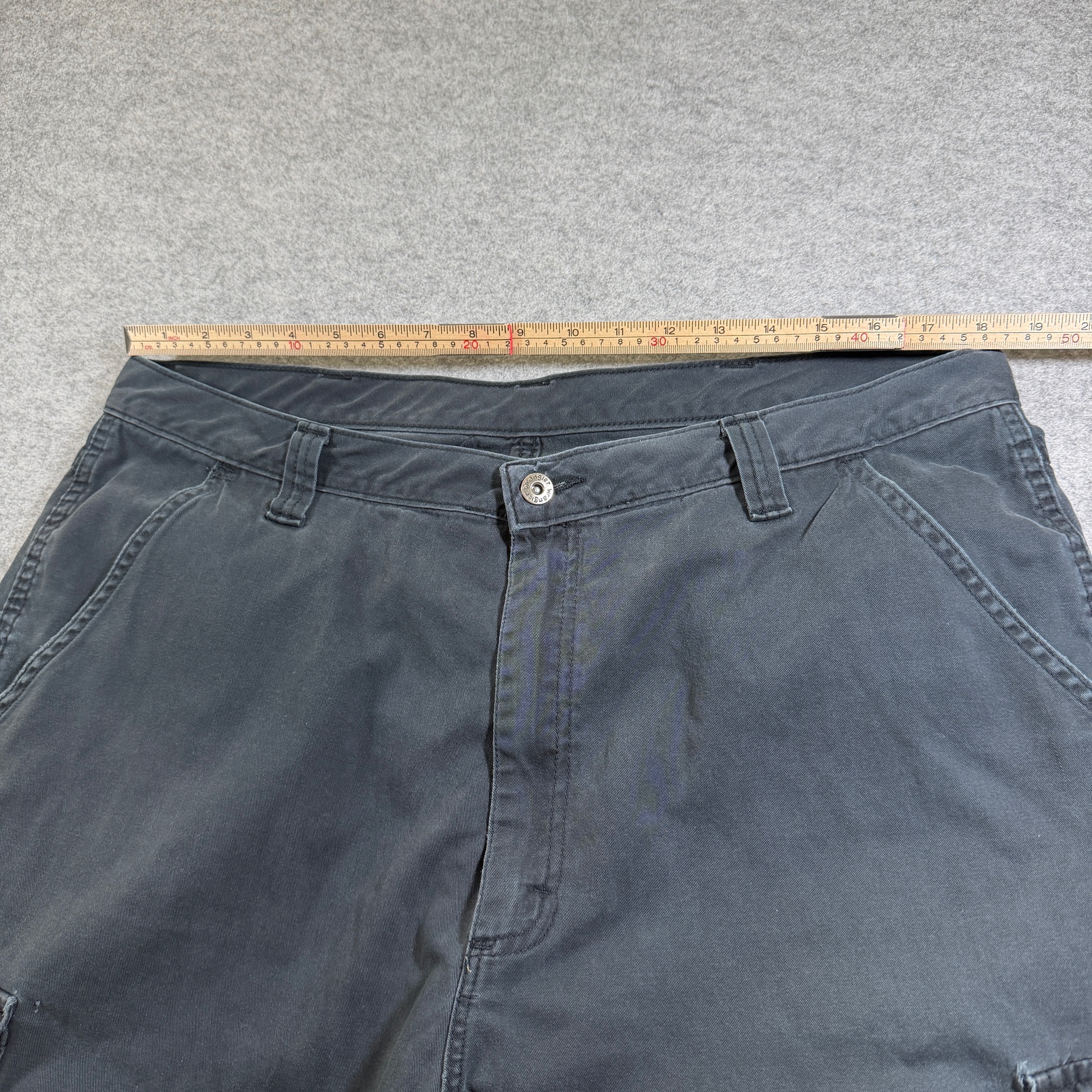 Wrangler Cargo Shorts Mens 38 Black Cotton Flap Pockets Belt Loops Relaxed Fit thumbnail 5