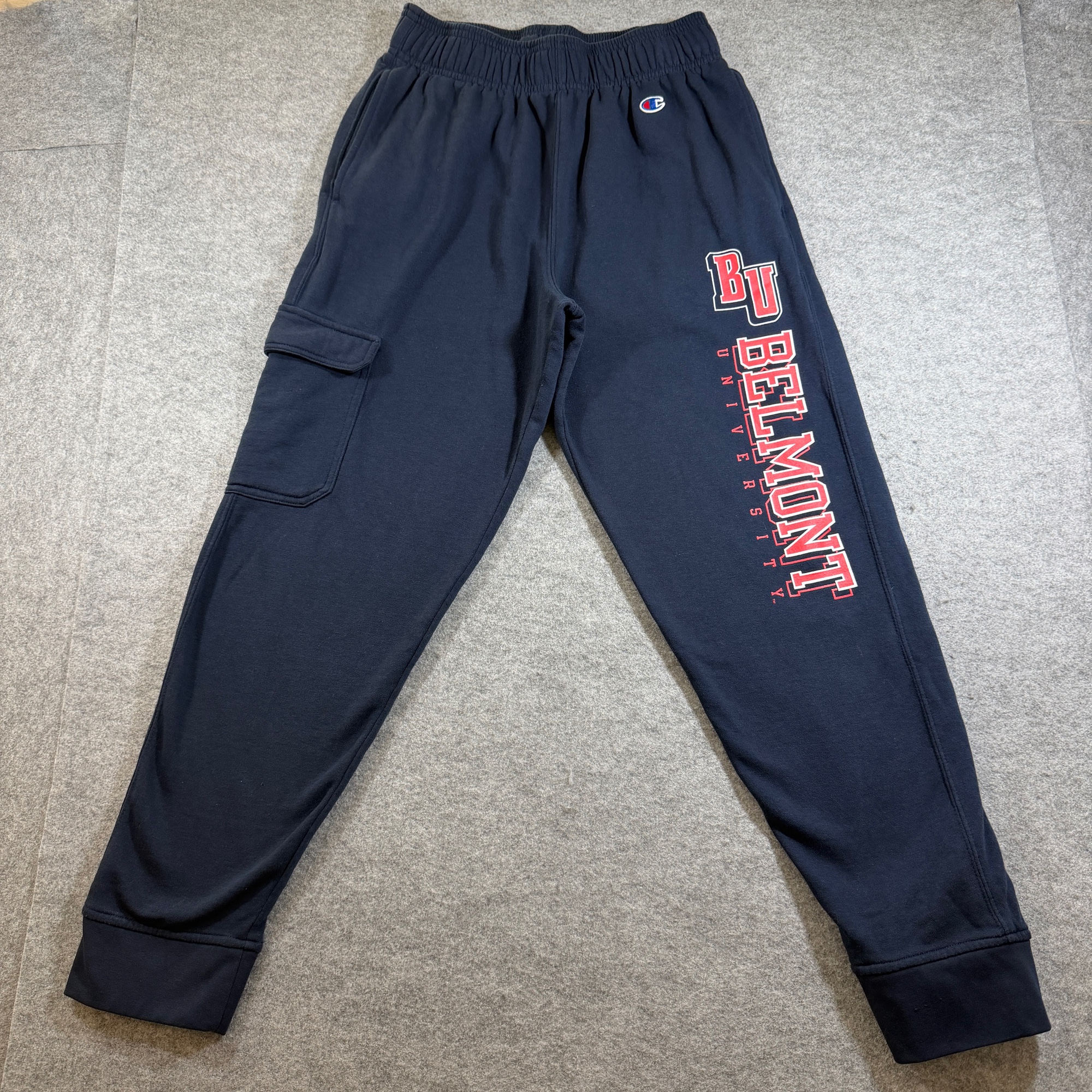 Champion Belmont Bruins Joggers Mens M Navy Heavyweight Cargo Pocket NCAA Cuffed