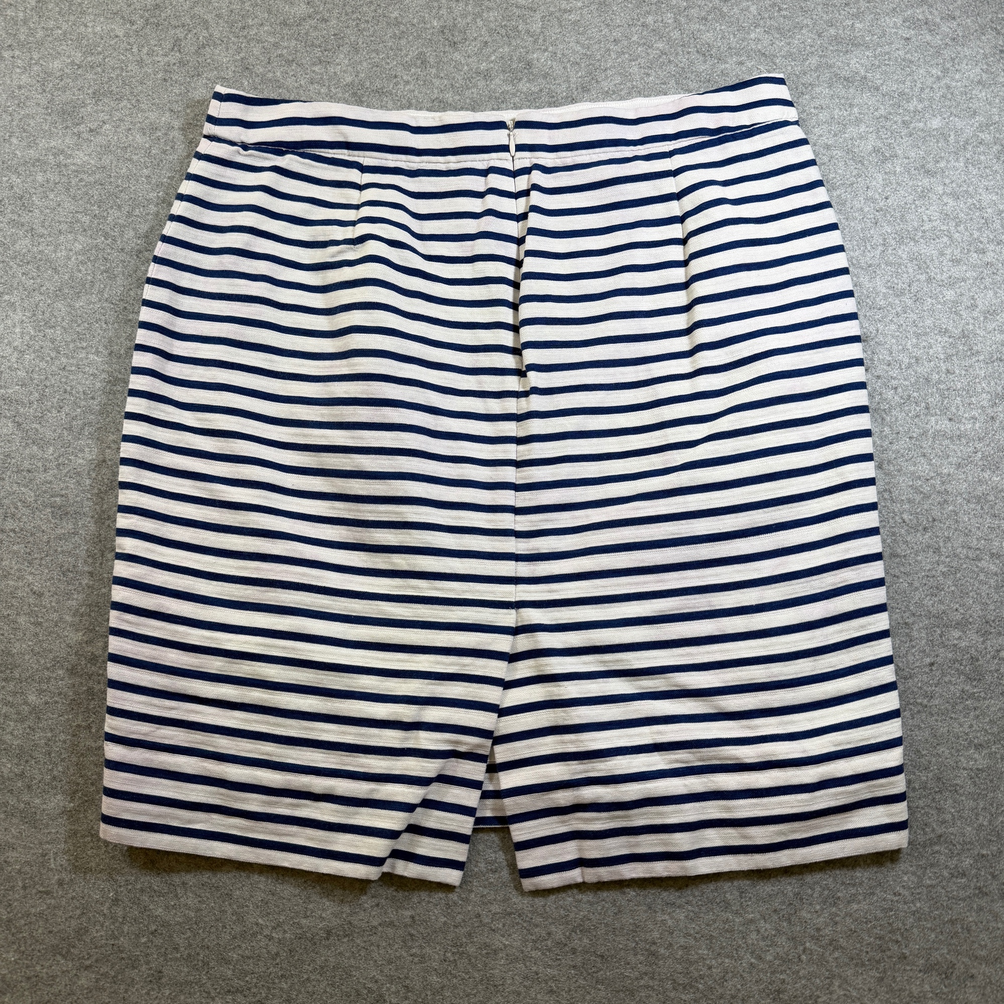J.Crew Pencil Skirt Womens 14 Navy White Striped Cotton Linen Back Zip Vent thumbnail 2