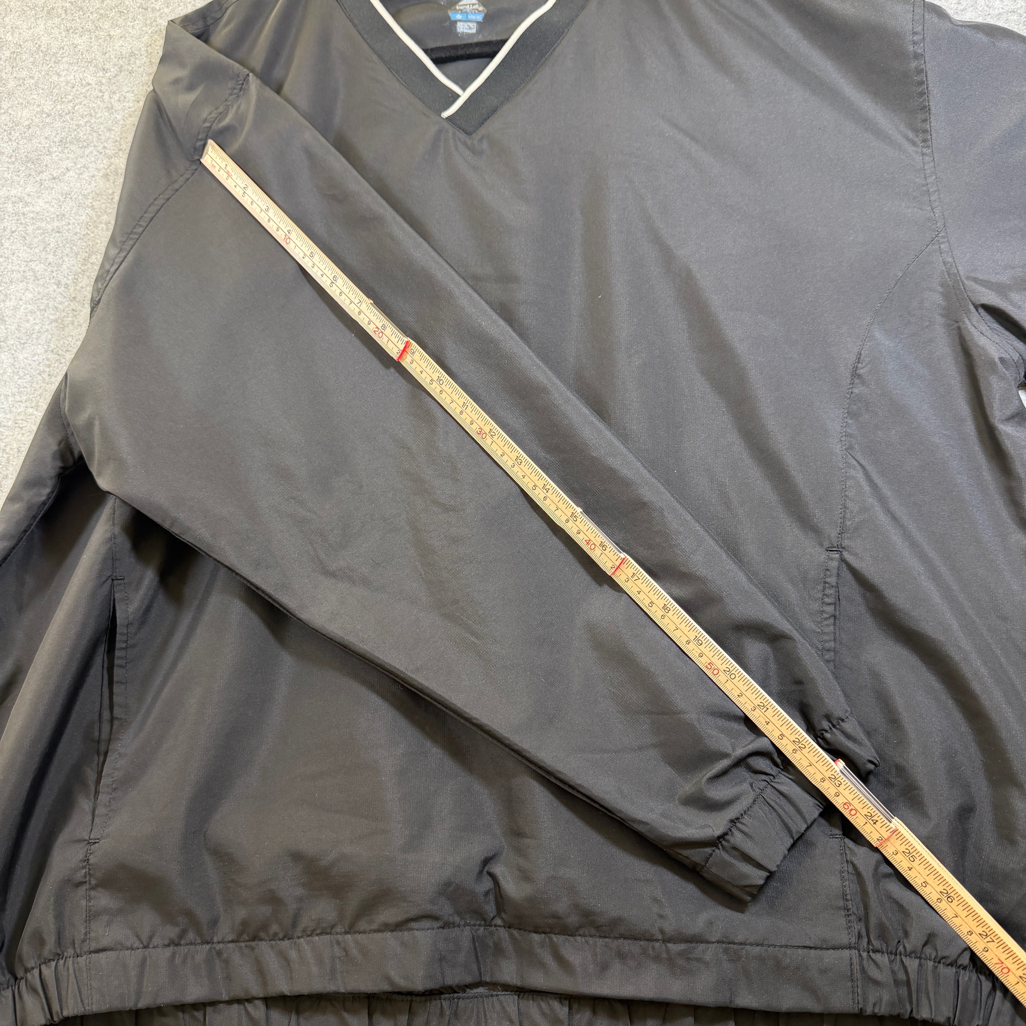 Bollé Golf Storm Windbreaker Mens XL Black Vintage Pullover V-Neck Elastic Cuffs thumbnail 8