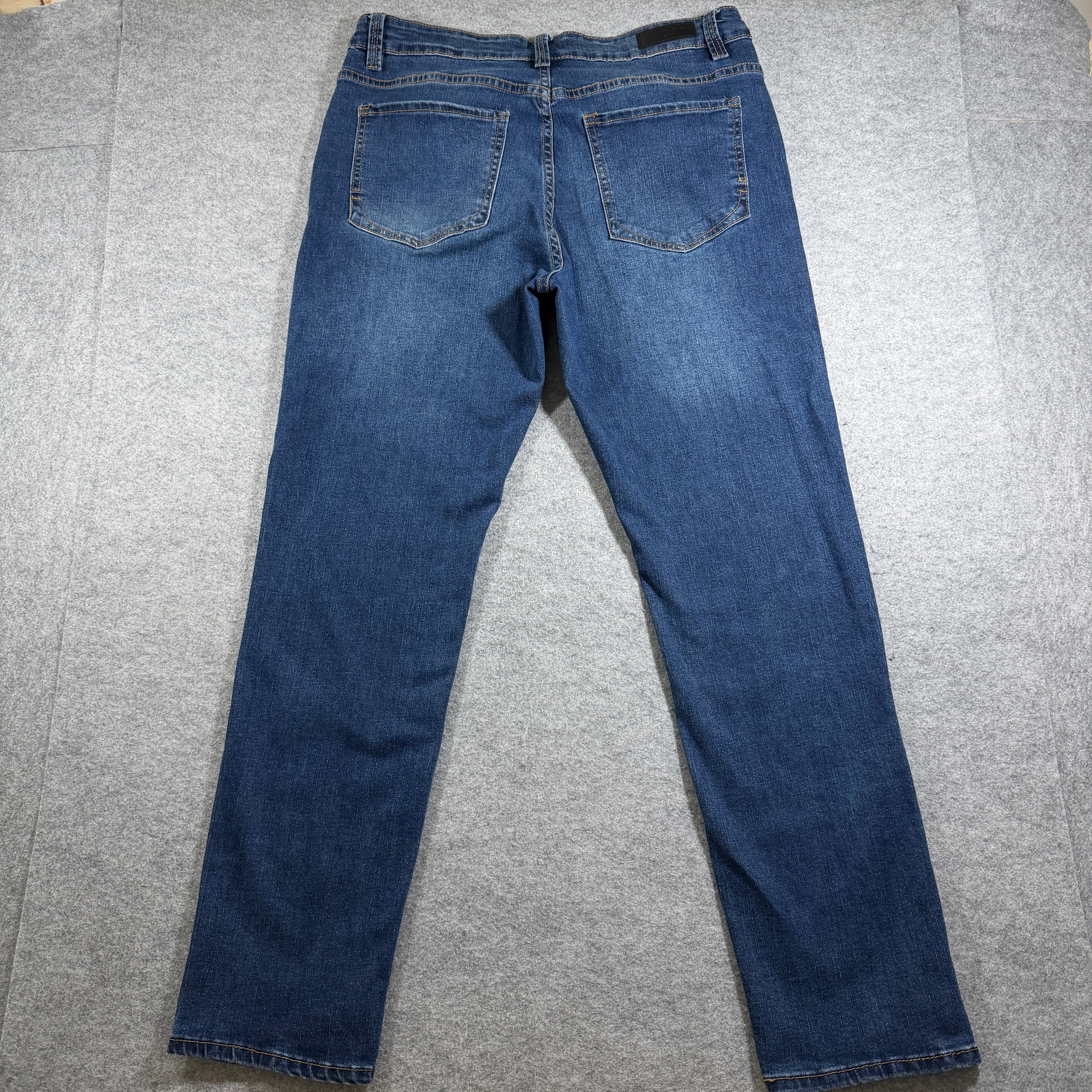 Kenneth Cole New York Jeans Mens 34x32 Blue Denim Athletic Fit Pocket Stretch thumbnail 2