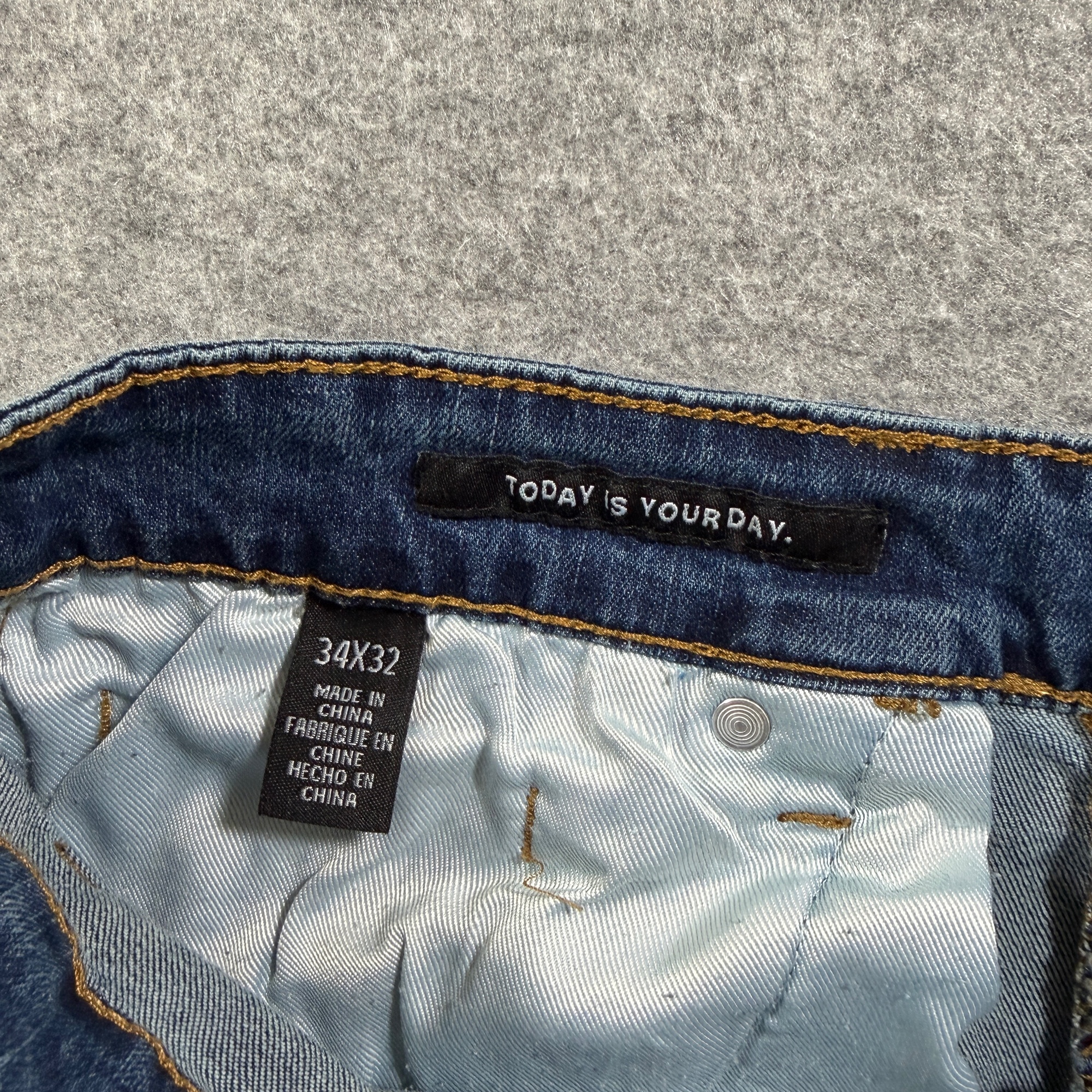 Kenneth Cole New York Jeans Mens 34x32 Blue Denim Athletic Fit Pocket Stretch thumbnail 4