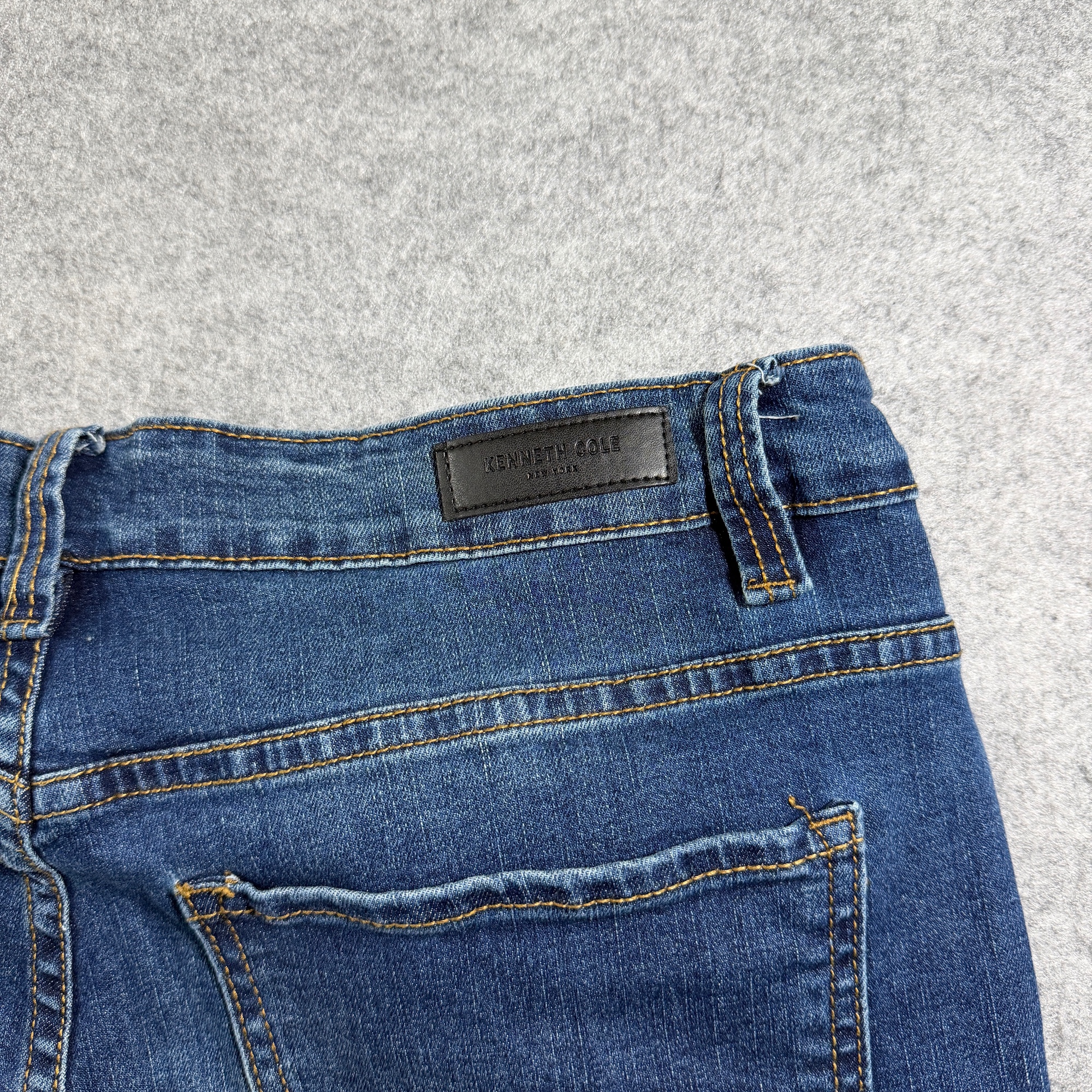 Kenneth Cole New York Jeans Mens 34x32 Blue Denim Athletic Fit Pocket Stretch thumbnail 6