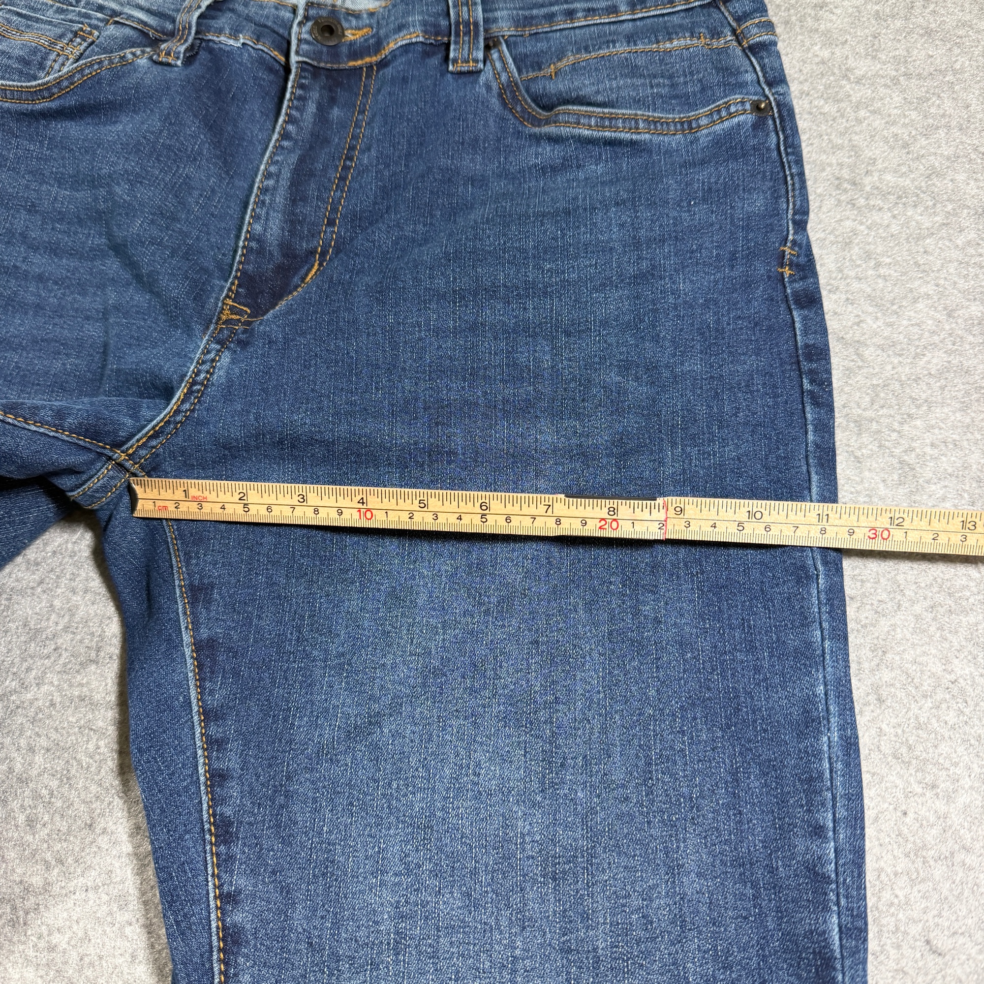 Kenneth Cole New York Jeans Mens 34x32 Blue Denim Athletic Fit Pocket Stretch thumbnail 9