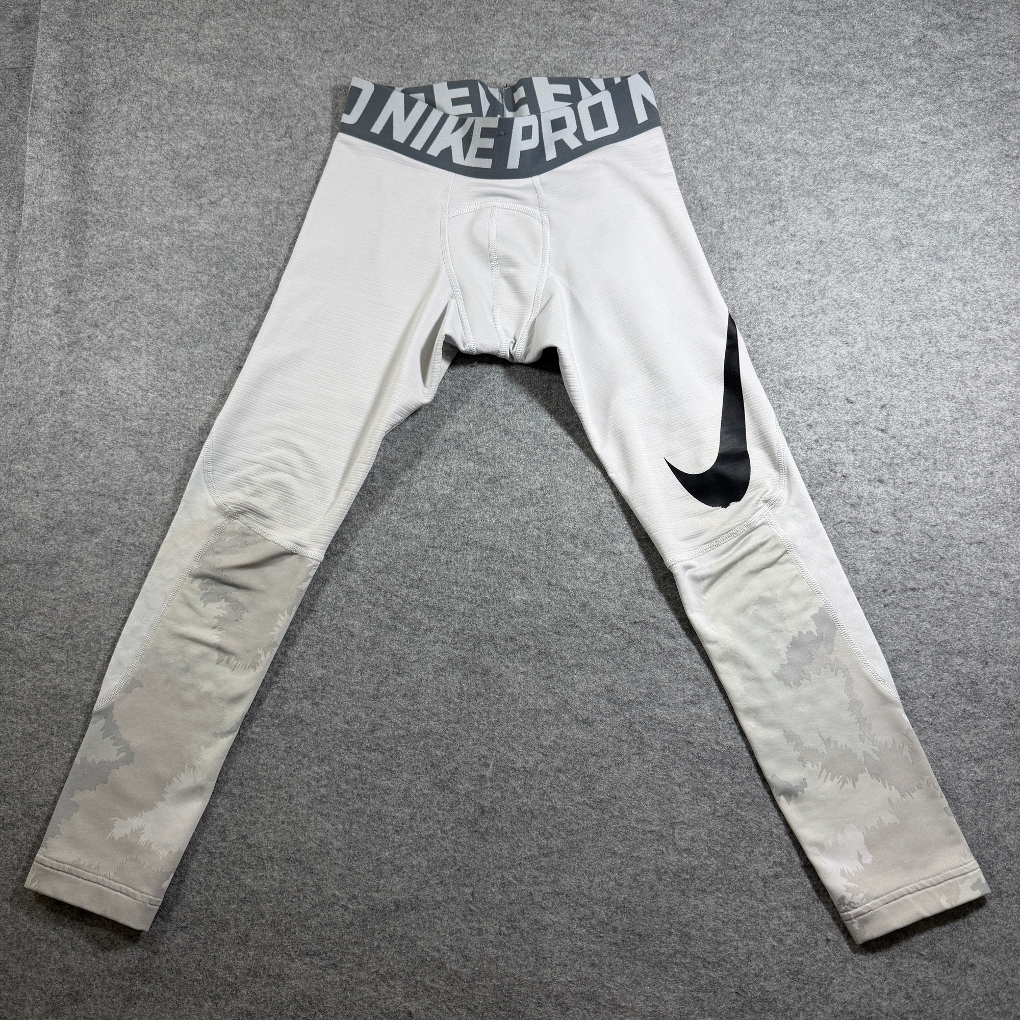 Nike Pro Hyperwarm Compression Tights Mens L White Gray Camo Thermal Base Layer