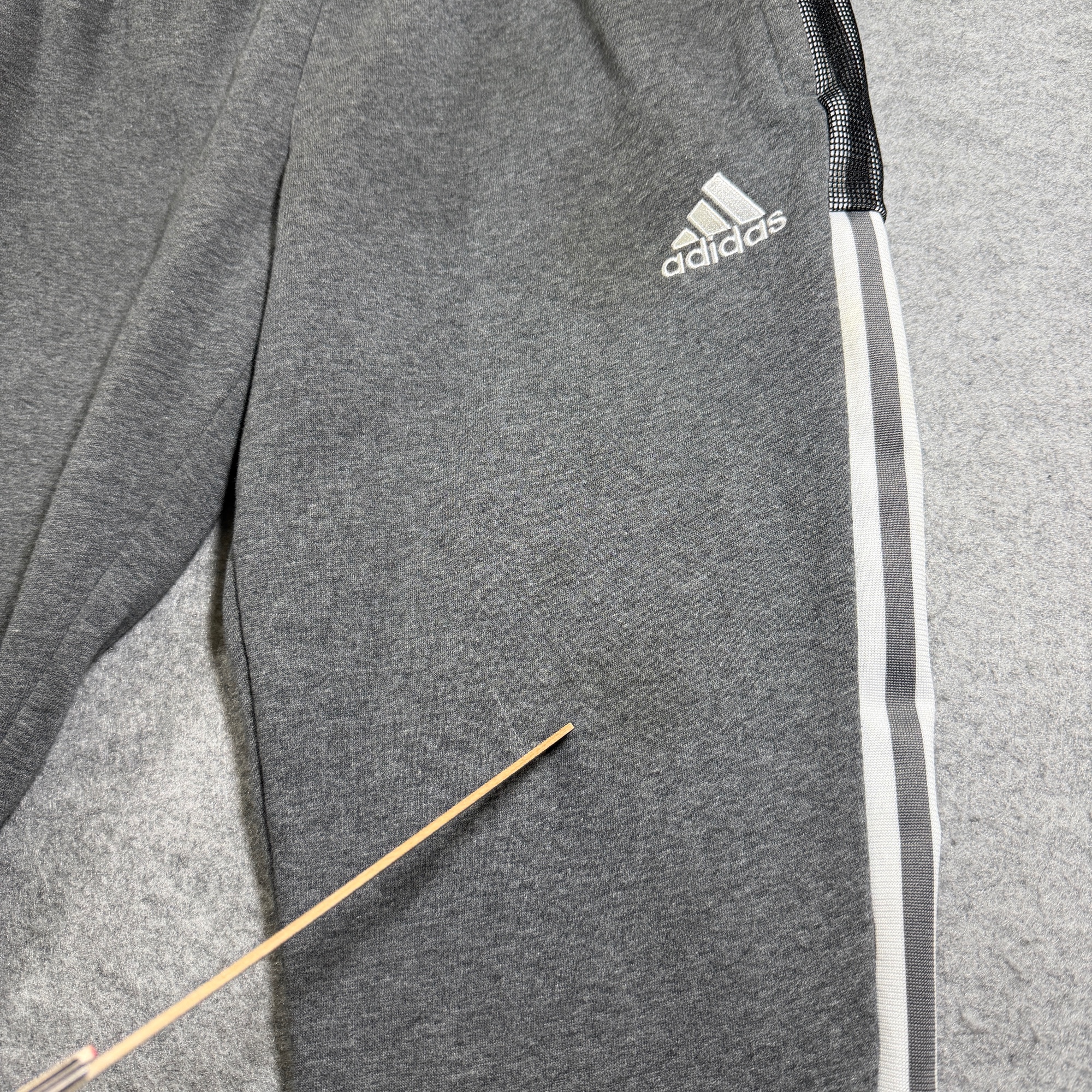Adidas Tiro Track Pants Mens M Gray 3-Stripe Drawstring Tapered Sweatpants thumbnail 4