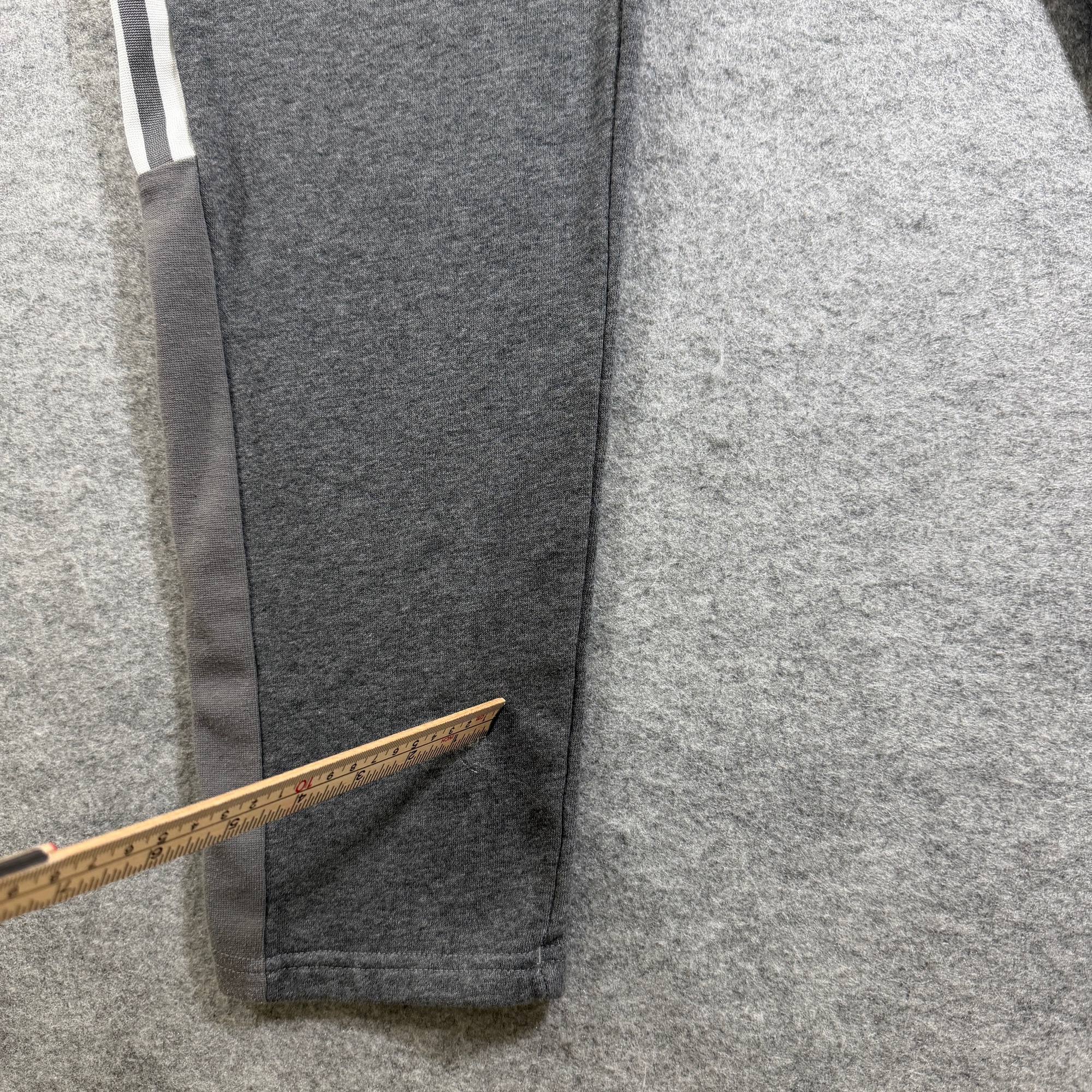 Adidas Tiro Track Pants Mens M Gray 3-Stripe Drawstring Tapered Sweatpants thumbnail 15