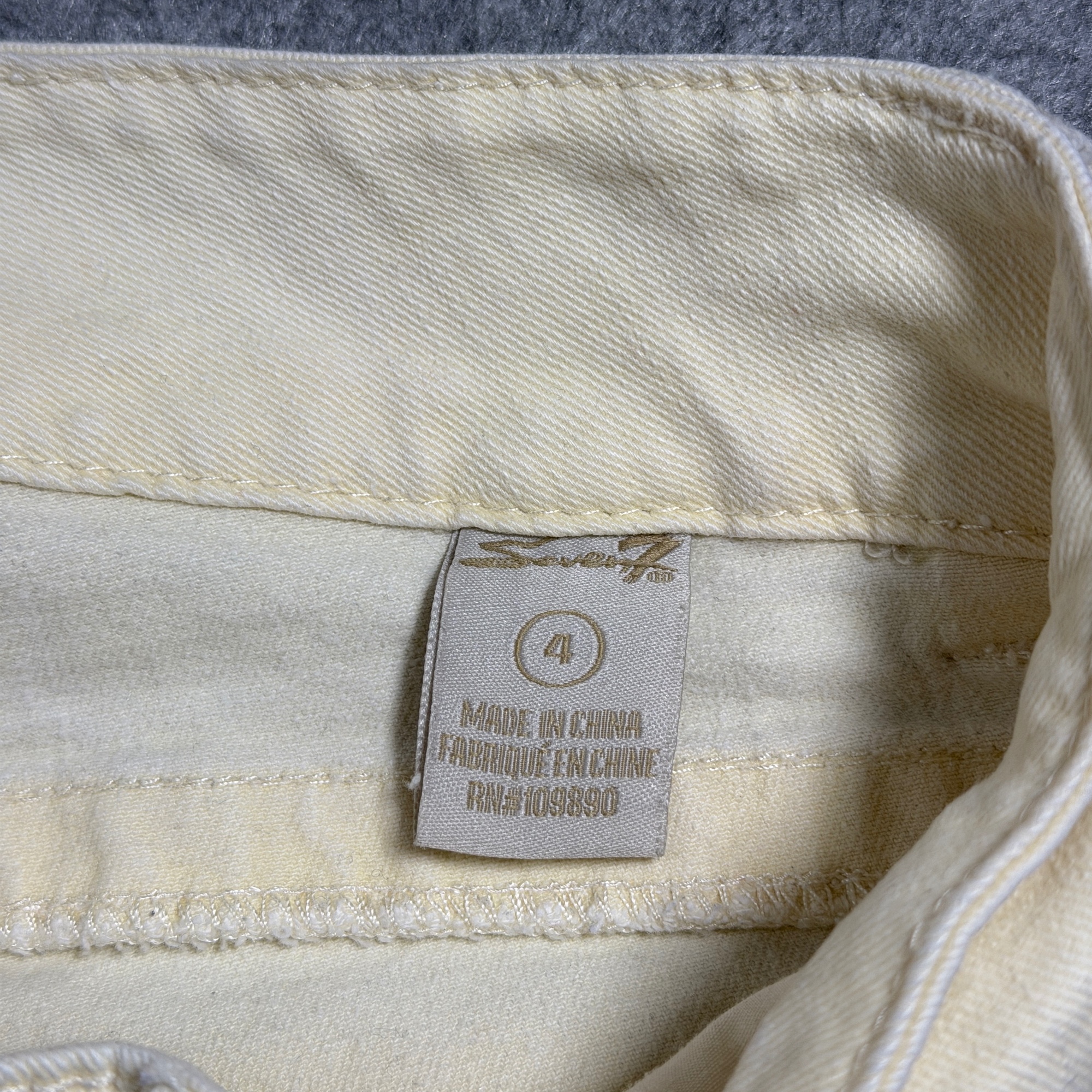 Seven7 Cropped Jeans Womens 4 Cream Off White Slim Straight Stretch Denim thumbnail 5