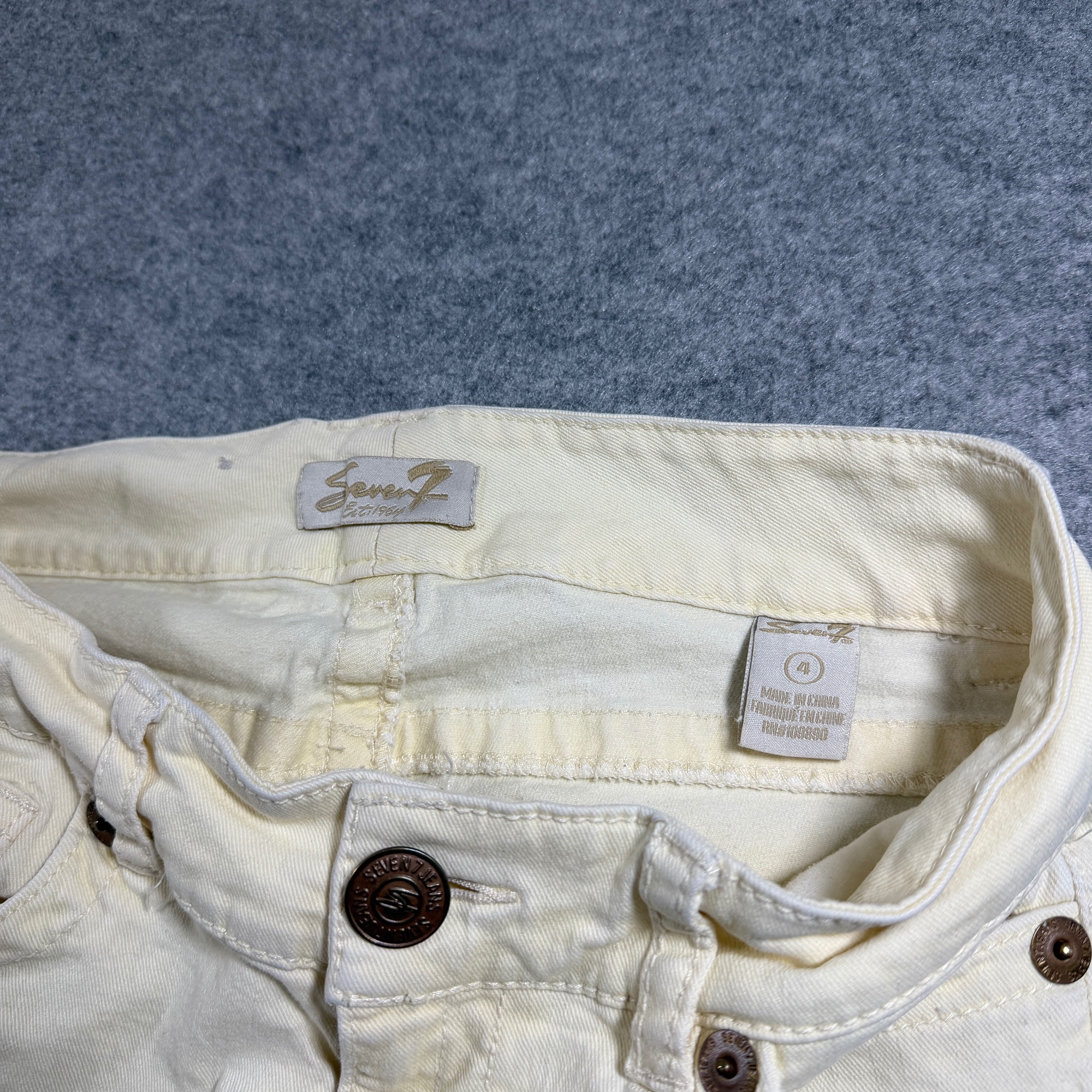 Seven7 Cropped Jeans Womens 4 Cream Off White Slim Straight Stretch Denim thumbnail 11
