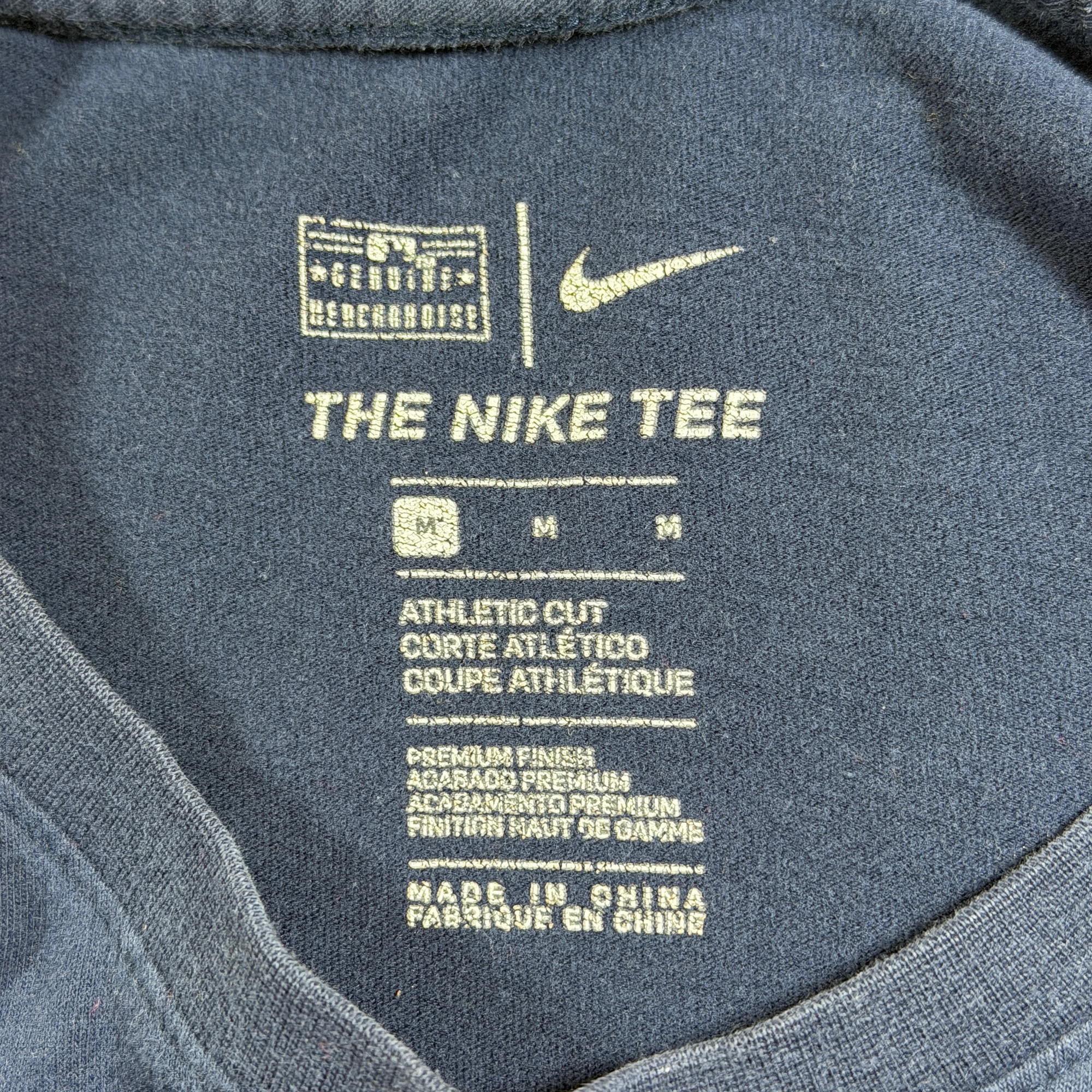 Nike Atlanta Braves T Shirt Mens M Navy Red MLB Baseball Swoosh Cotton Graphic thumbnail 5