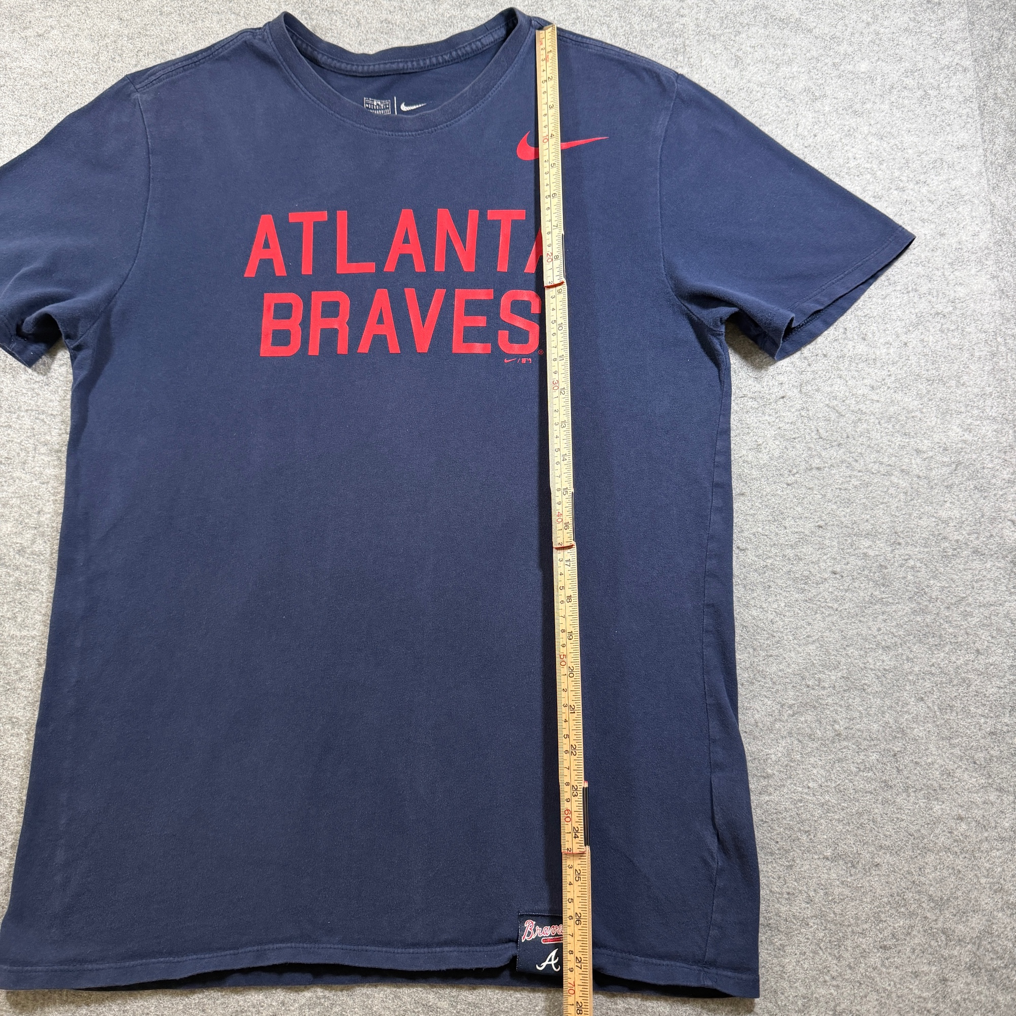 Nike Atlanta Braves T Shirt Mens M Navy Red MLB Baseball Swoosh Cotton Graphic thumbnail 7