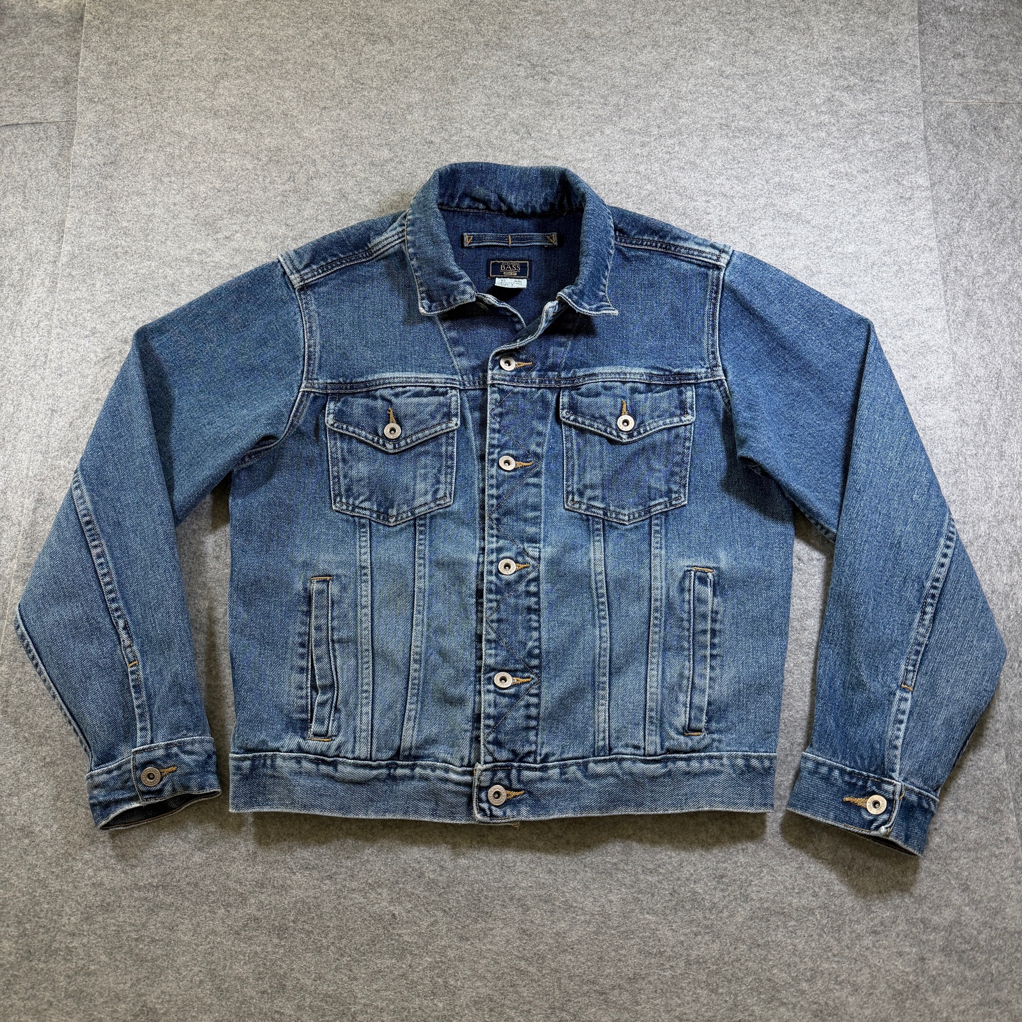 G.H. Bass & Co Denim Trucker Jacket Womens S Blue Button Front Cotton Vintage