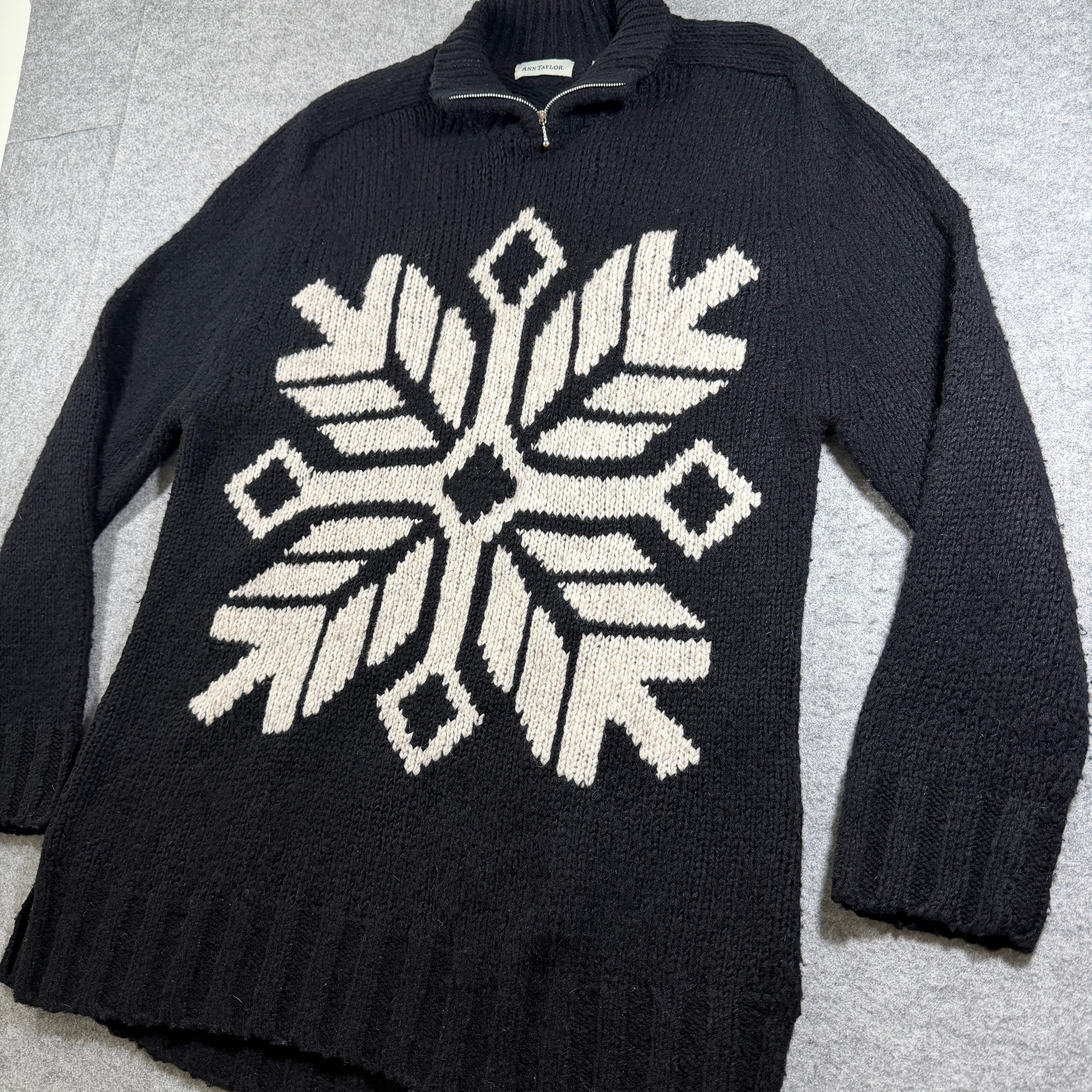 VTG Ann Taylor Long Sweater Womens M Black Snowflake Quarter Zip Mock Neck Wool thumbnail 9