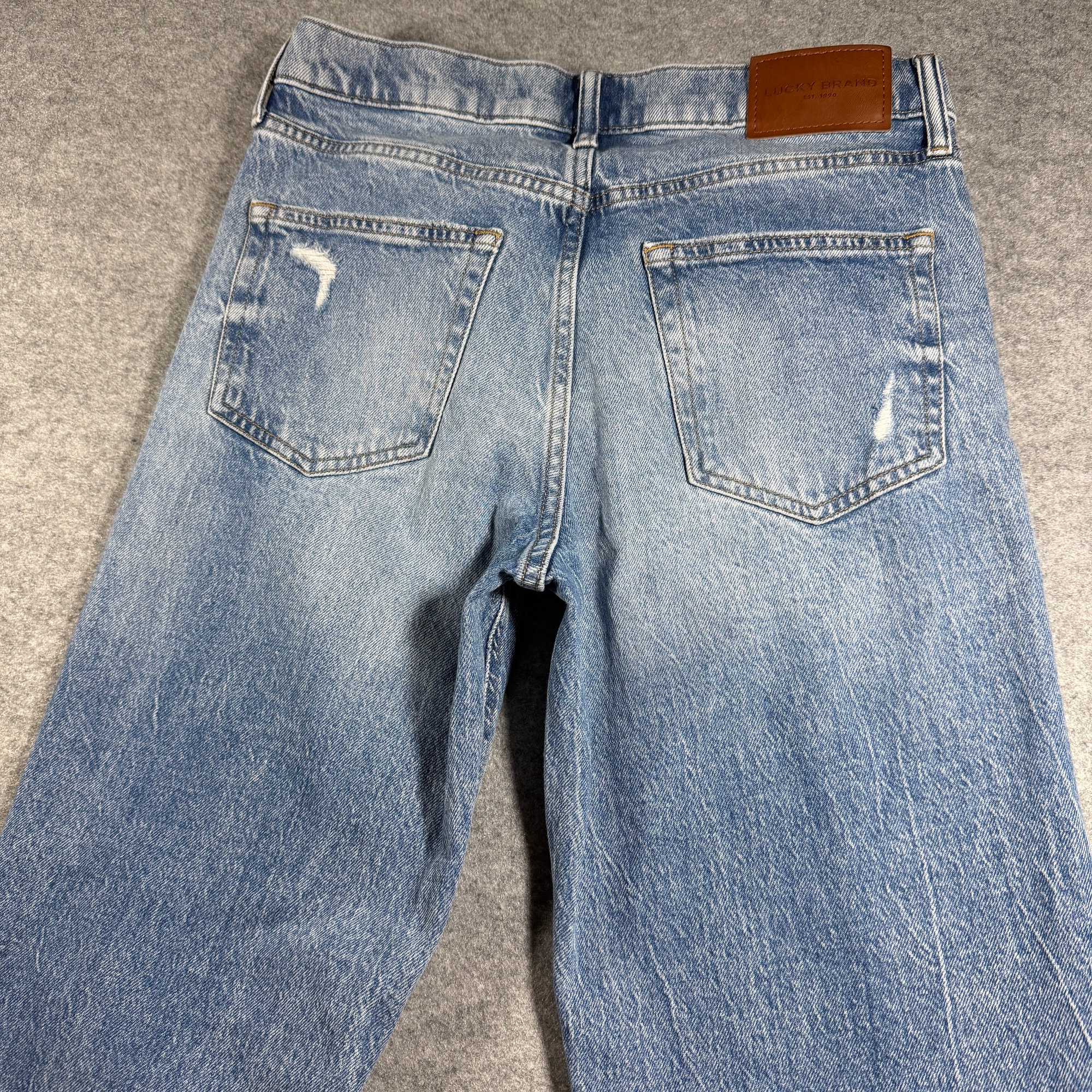 Lucky Brand Jeans Womens 6 28 Light Blue Distressed Ripped Knee Mid Rise thumbnail 4