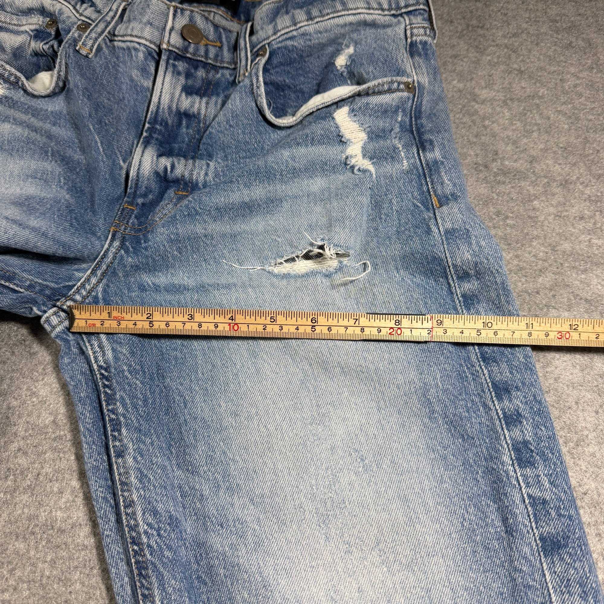 Lucky Brand Jeans Womens 6 28 Light Blue Distressed Ripped Knee Mid Rise thumbnail 9