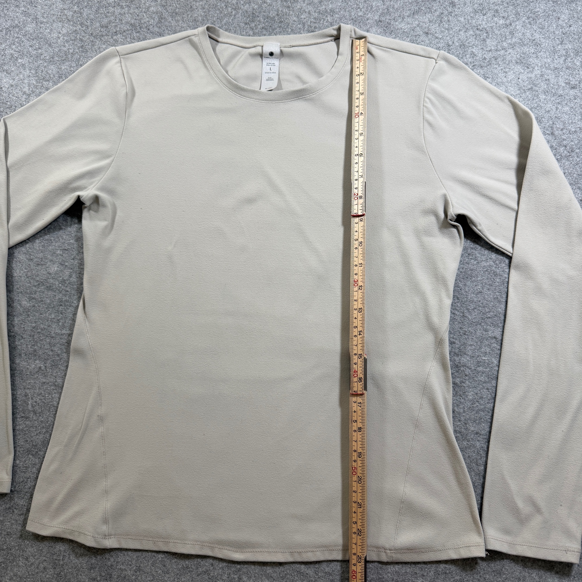 Yogalicious Top Womens L Beige Long Sleeve Soft Stretch Performance Crew Neck thumbnail 7