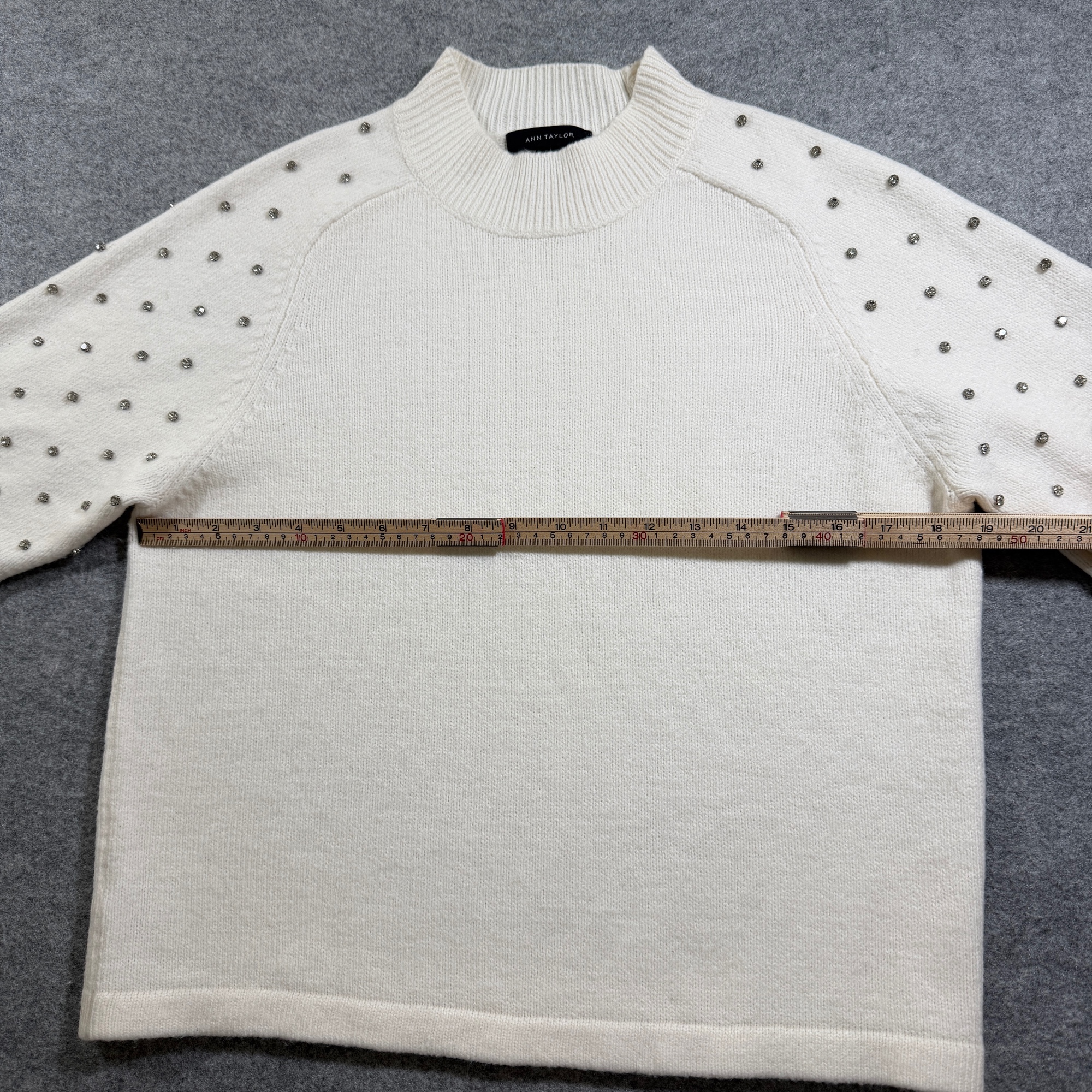 Ann Taylor Sweater Womens S Ivory Wool Blend Rhinestone Embellished Short Sleeve thumbnail 6