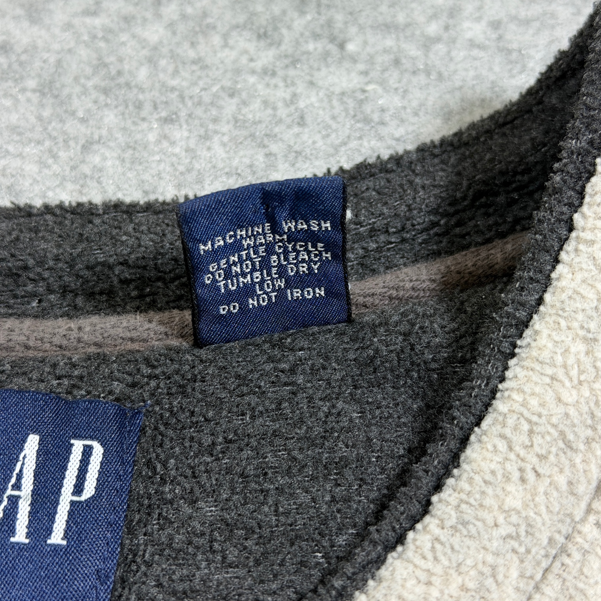 Gap Fleece Pullover Sweater Mens XL Tan Oatmeal V Neck Relaxed Fit Heavyweight thumbnail 9