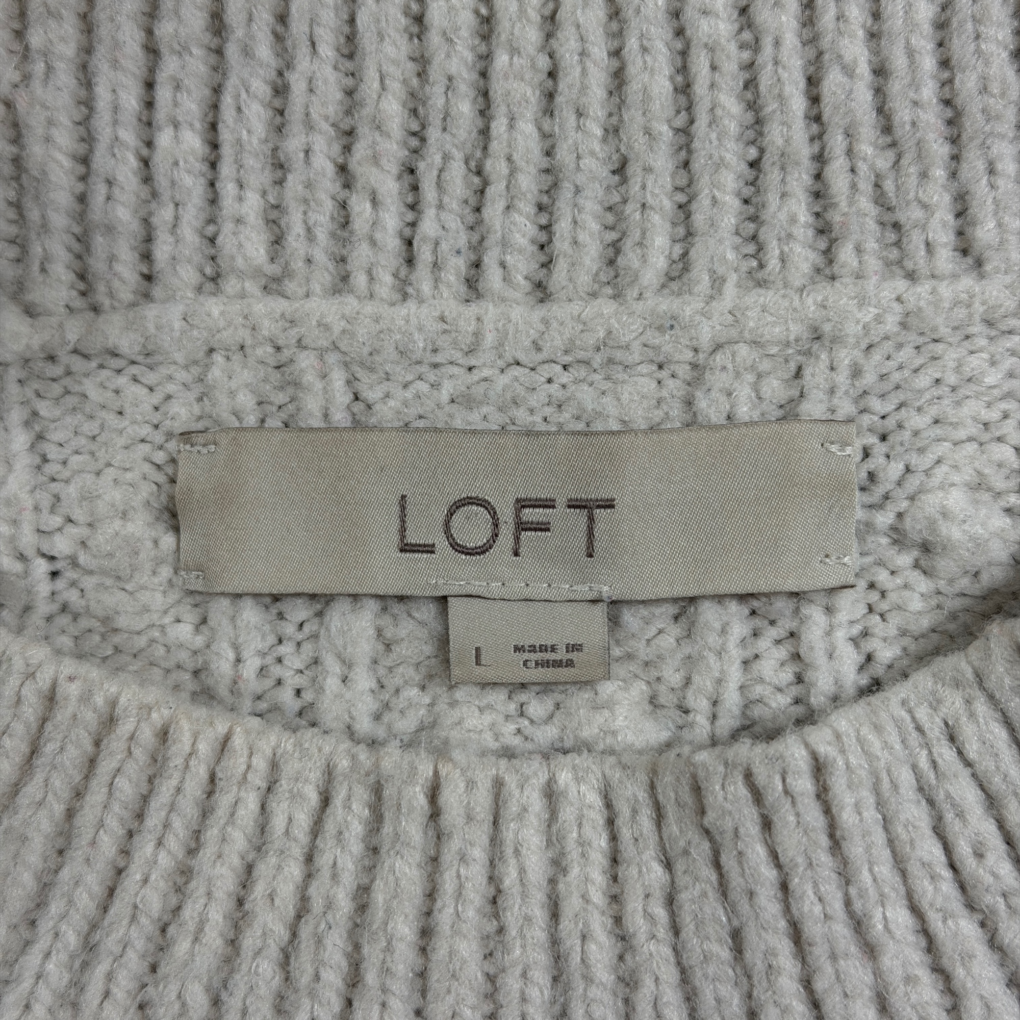 LOFT Cable Knit Sweater Womens L Oatmeal Cream Crew Neck Ribbed Cuffs Wool Blend thumbnail 4