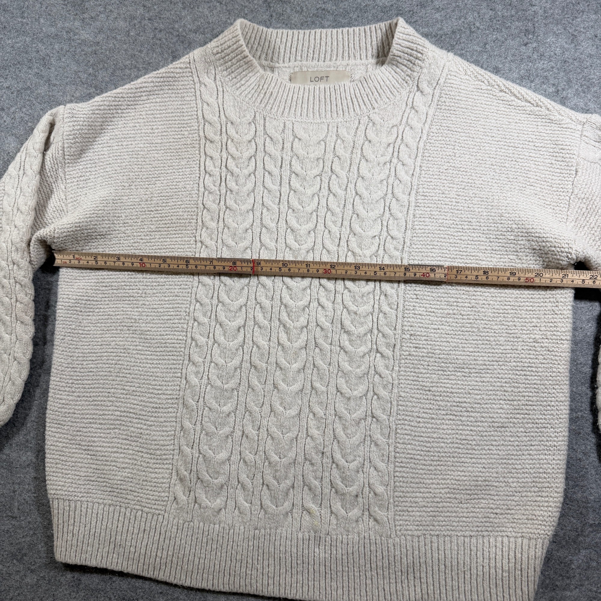 LOFT Cable Knit Sweater Womens L Oatmeal Cream Crew Neck Ribbed Cuffs Wool Blend thumbnail 6