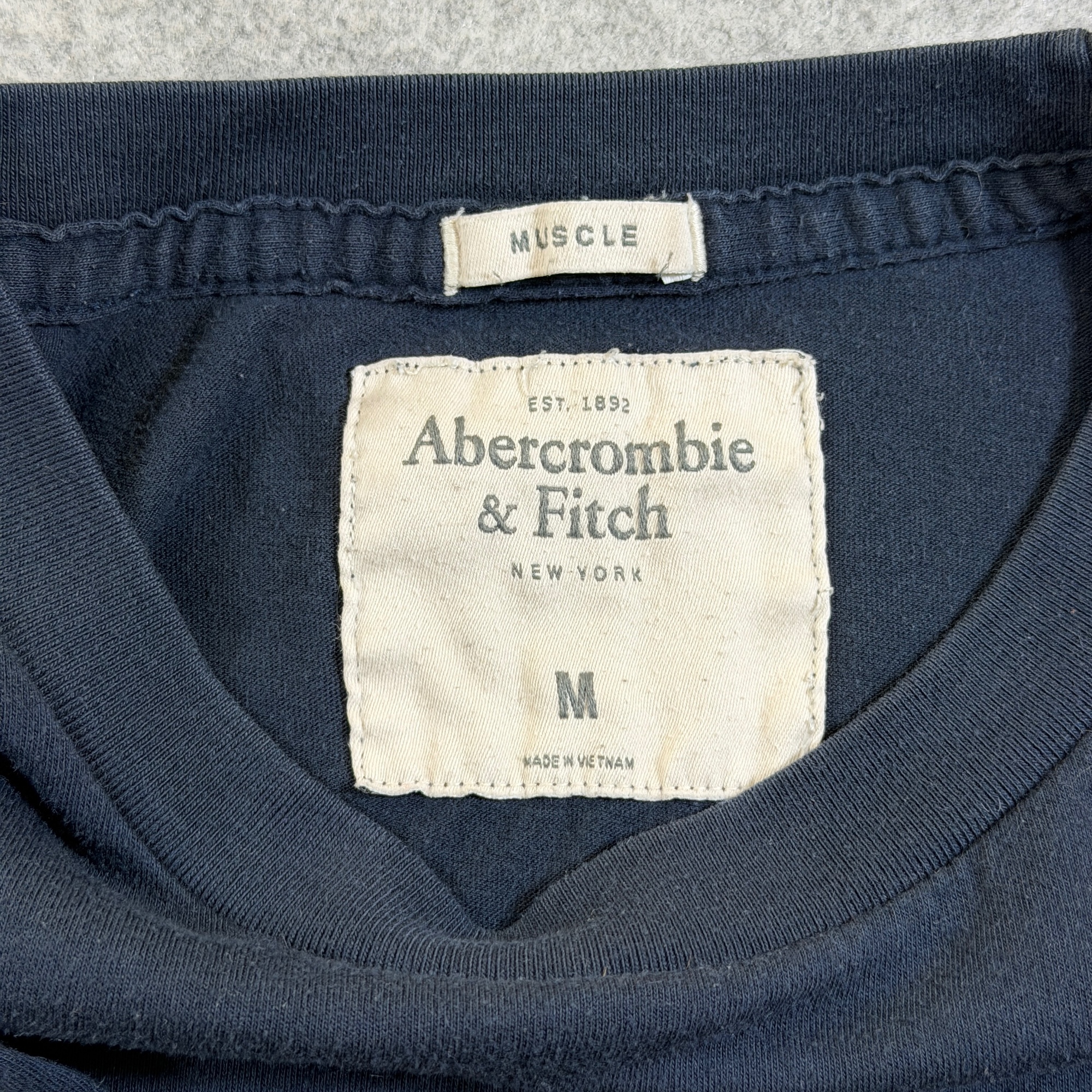 Abercrombie & Fitch Muscle Tee Mens M Navy Long Sleeve Crew Neck Moose Logo thumbnail 3