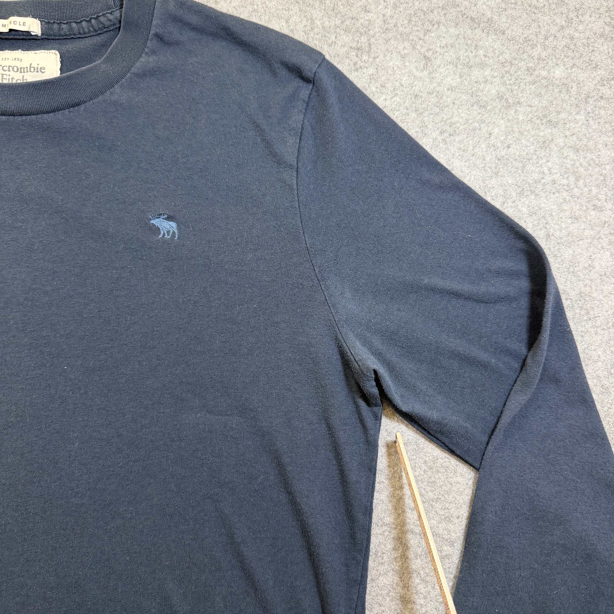 Abercrombie & Fitch Muscle Tee Mens M Navy Long Sleeve Crew Neck Moose Logo thumbnail 6