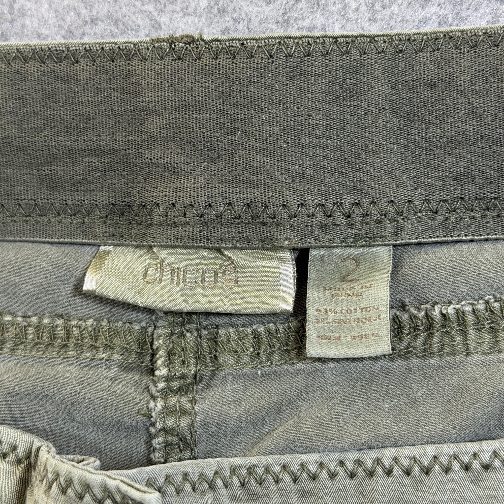 Chicos Pants Womens 2 (L) Olive Green Stretch Zip Pockets Straight Leg Casual thumbnail 5