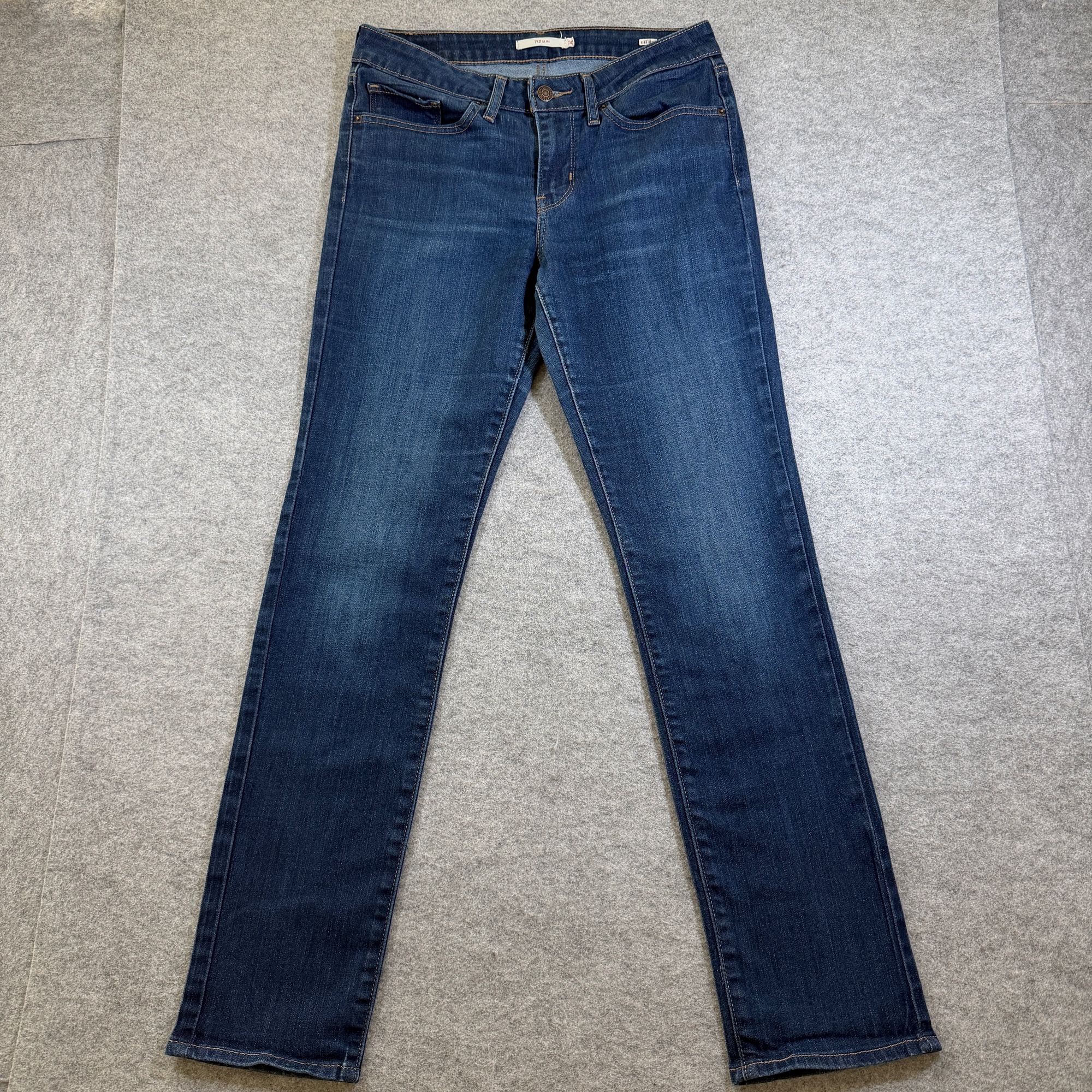 Levi's 712 Slim Fit Jeans Womens 30 Dark Blue Wash Denim Red Tab Leather Patch