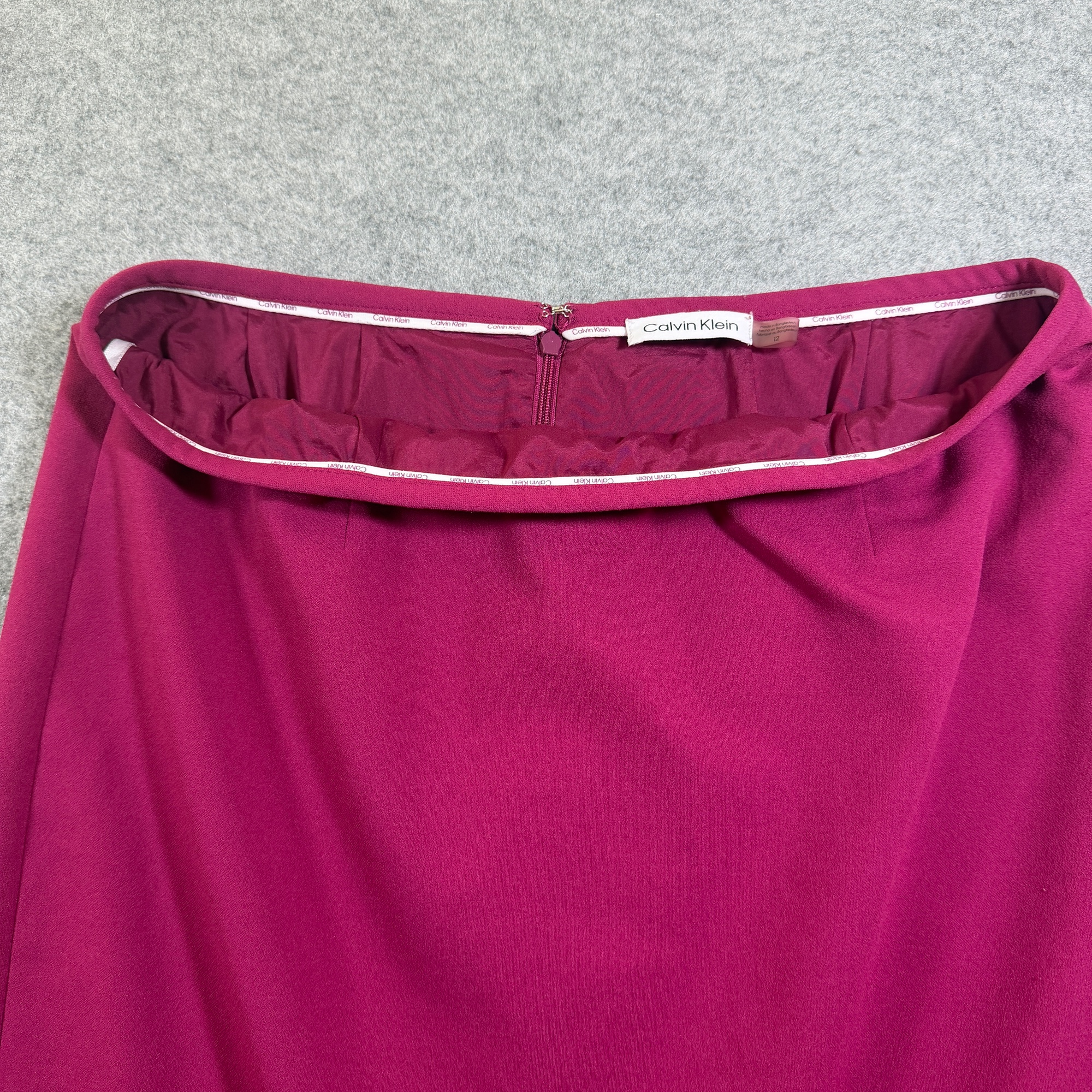 Calvin Klein Pencil Skirt Womens 12 Magenta Fuchsia Stretch Back Zip Straight thumbnail 4