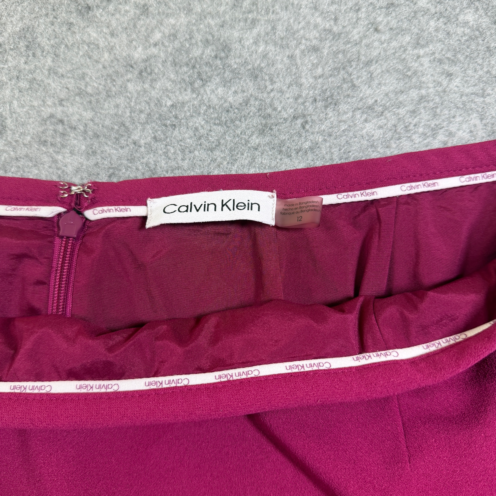 Calvin Klein Pencil Skirt Womens 12 Magenta Fuchsia Stretch Back Zip Straight thumbnail 8