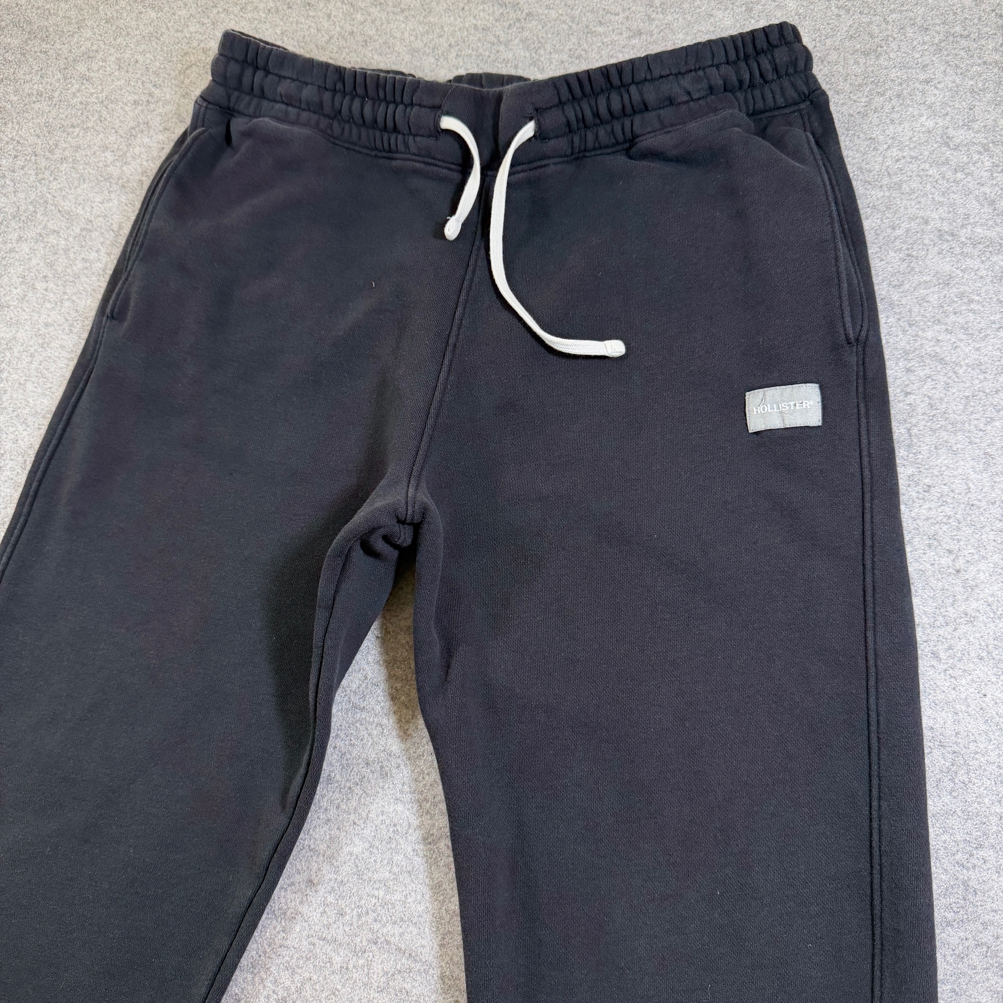 Hollister Sweatpants Mens M Black Drawstring Elastic Waist Relaxed Straight Leg thumbnail 4