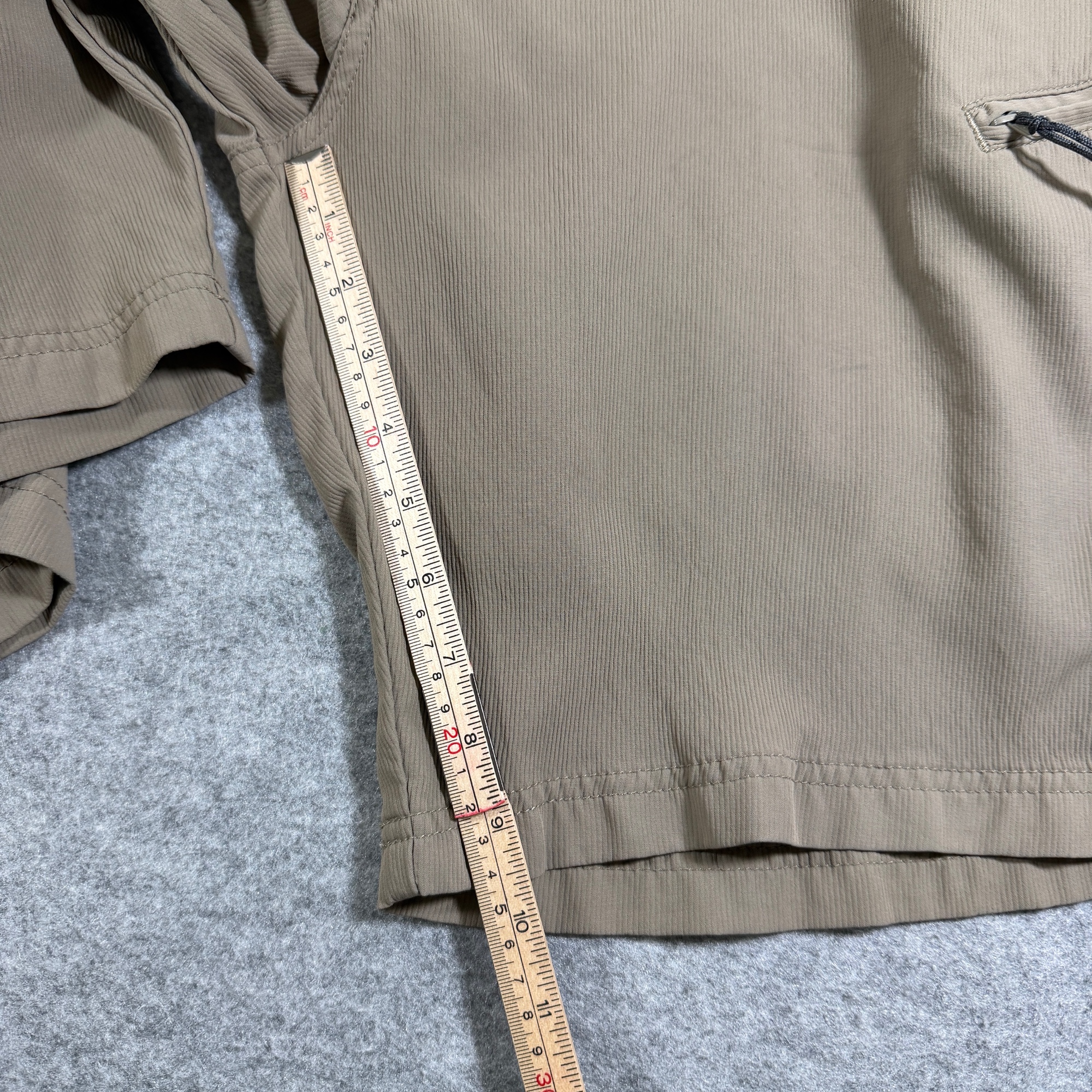 Wrangler ATG Cargo Shorts Mens 34 Khaki Elastic Waist Zip Pocket Outdoor Hiking thumbnail 7
