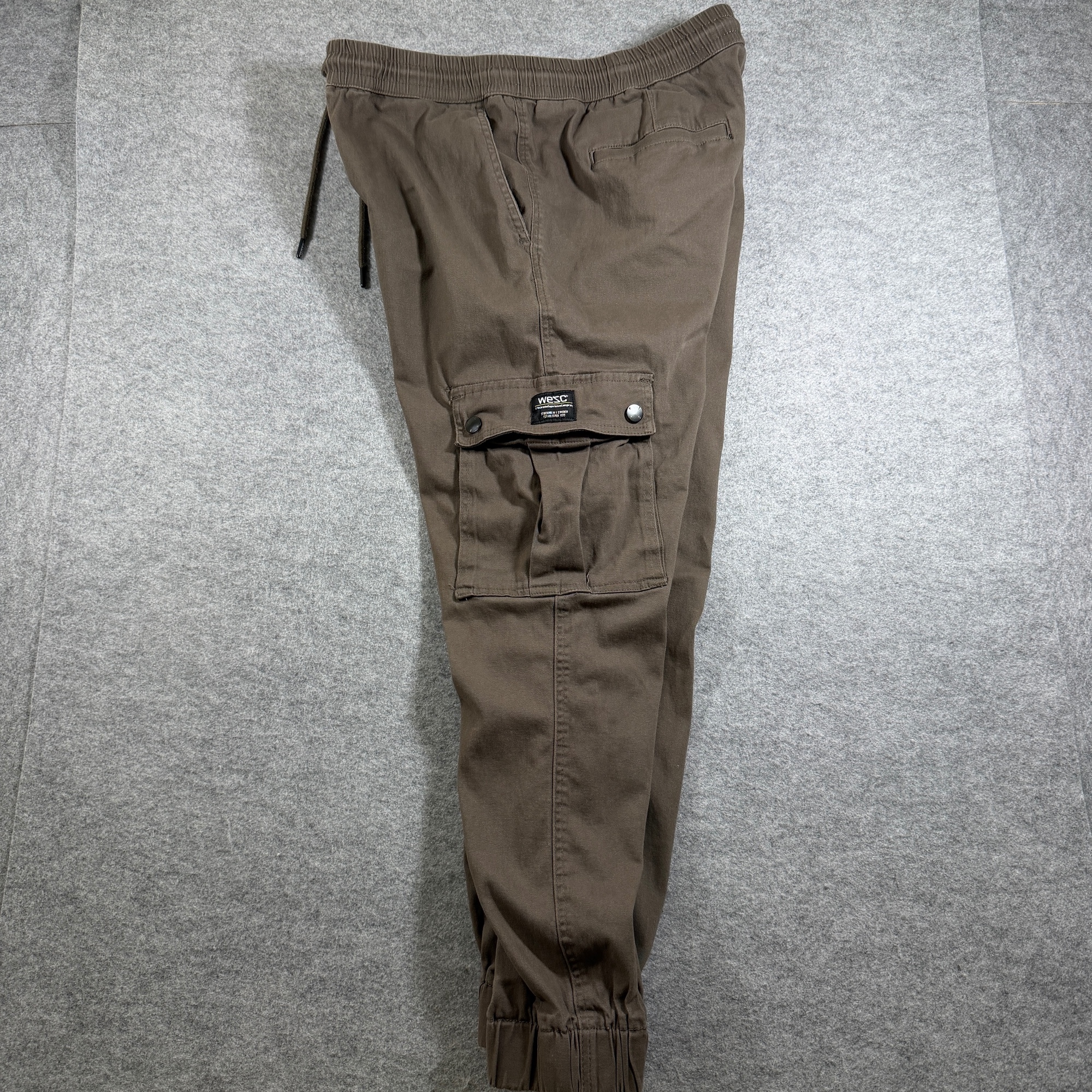 WeSC Cargo Jogger Pants Mens XL Dark Khaki Slim Utility Drawstring Elastic Cuff thumbnail 3