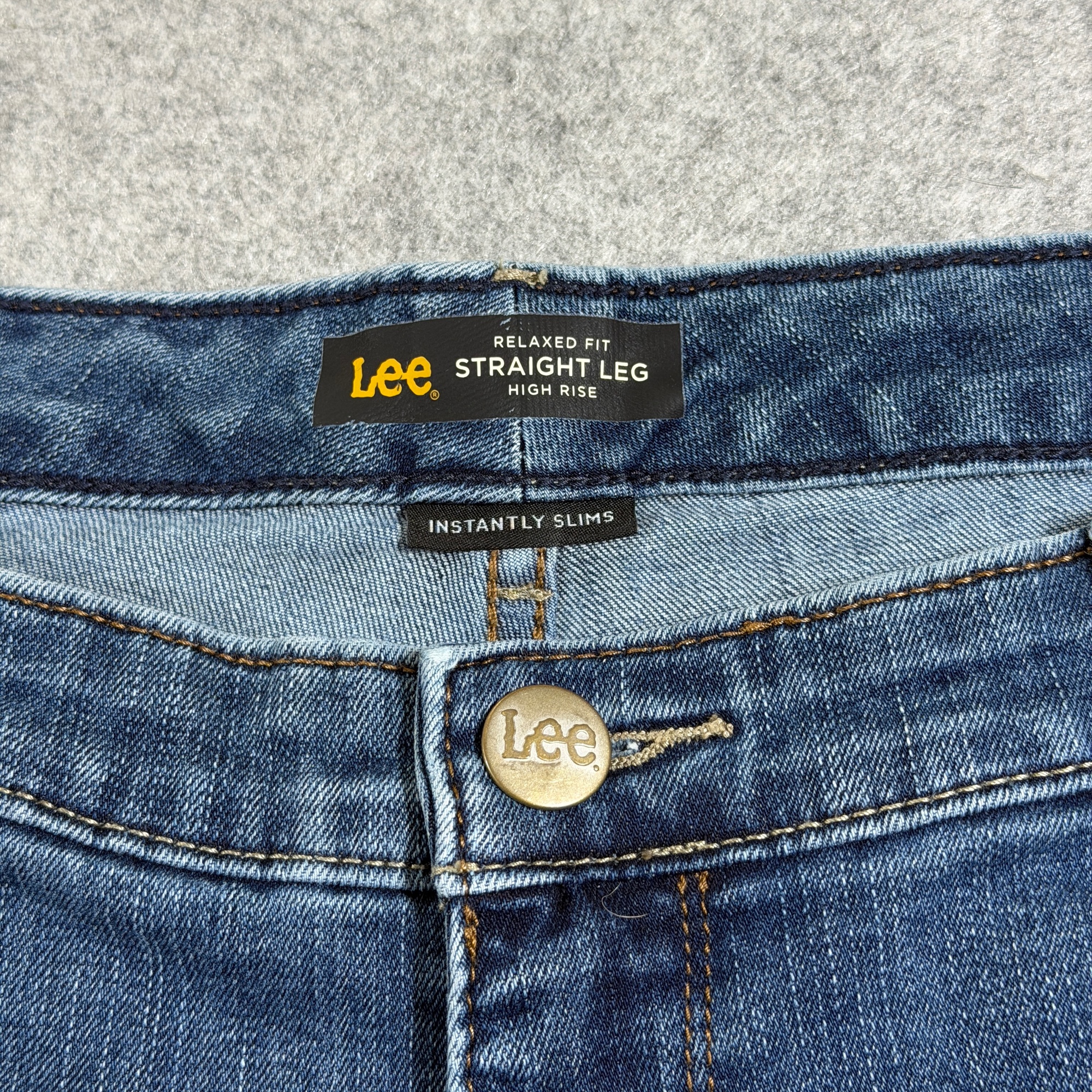 Lee Jeans Womens 18 Medium Blue Denim Instantly Slims Relaxed Straight High Rise thumbnail 3