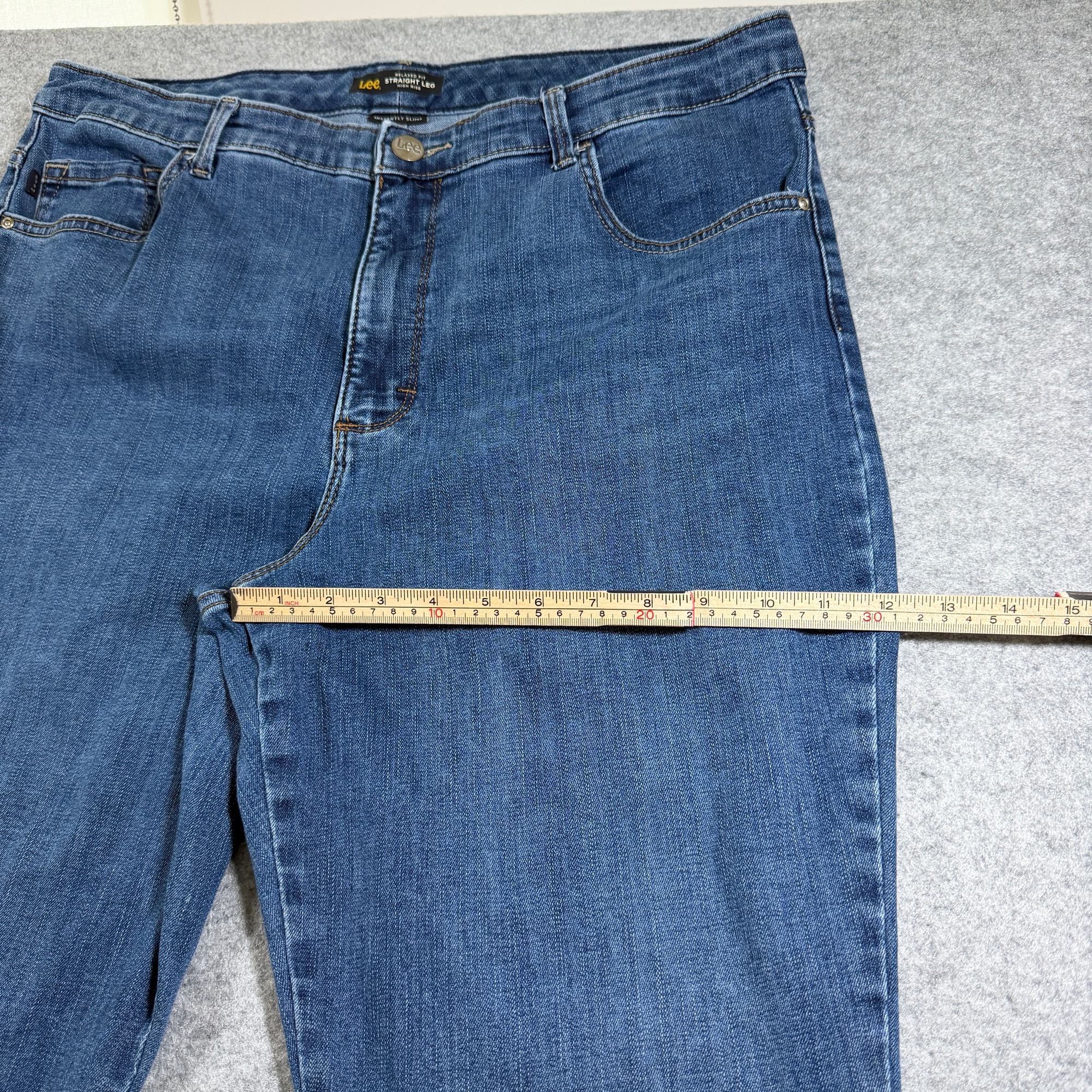 Lee Jeans Womens 18 Medium Blue Denim Instantly Slims Relaxed Straight High Rise thumbnail 8