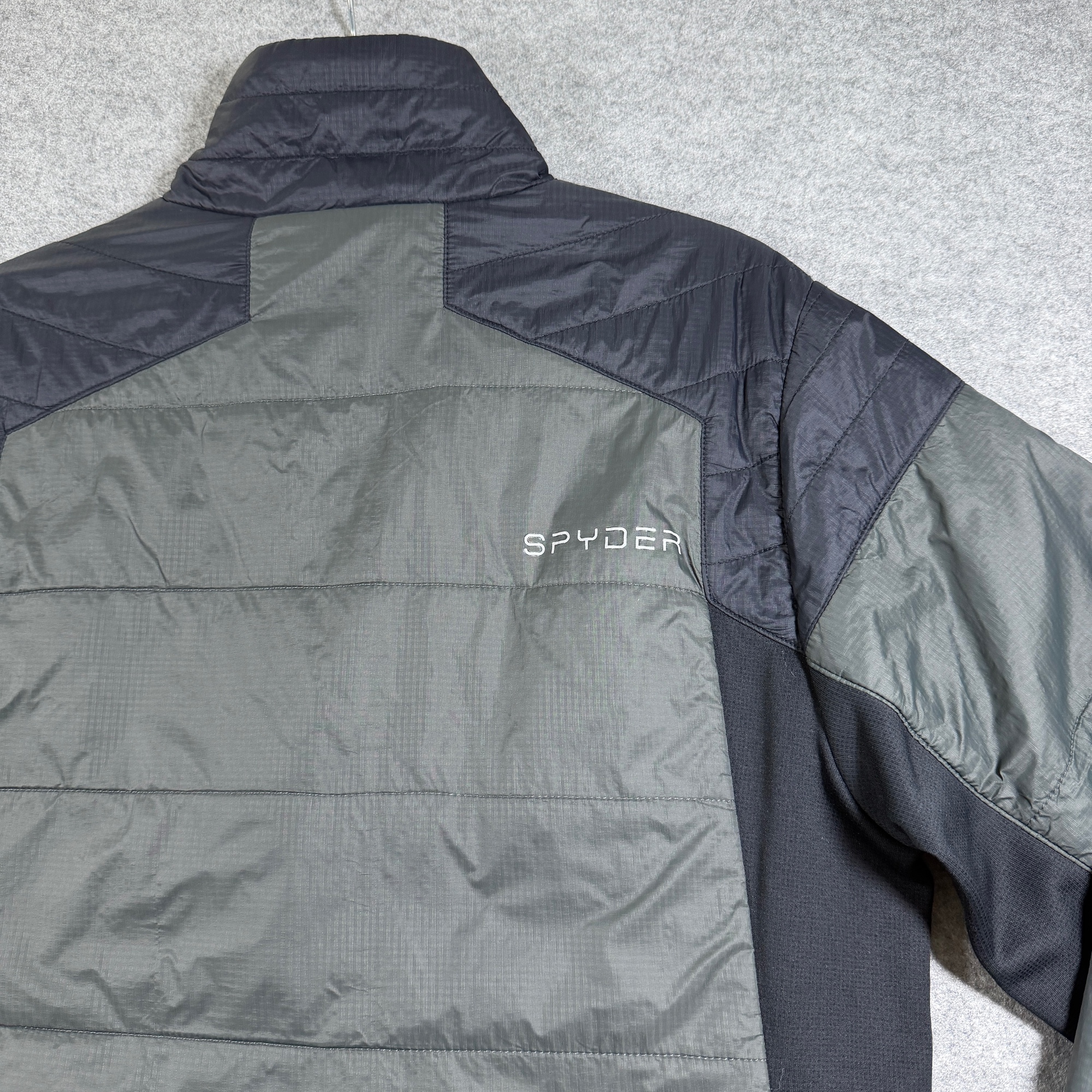 Spyder Active Ski Jacket Mens M Gray Black Quilted Full Zip Insulated Winter thumbnail 3
