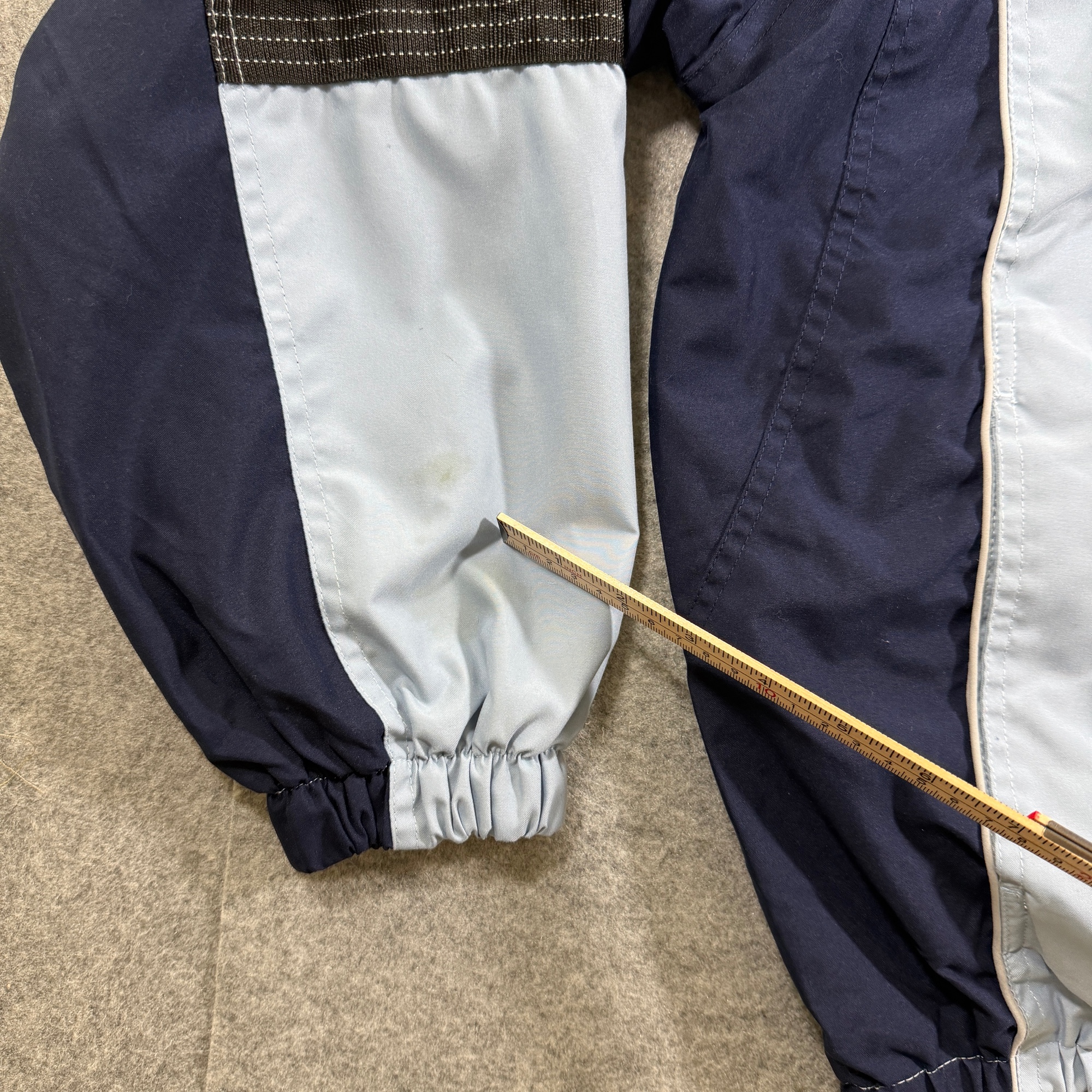 Wilson Windbreaker Jacket Mens L Blue Navy Full Zip Drawstring Hem Lightweight thumbnail 3