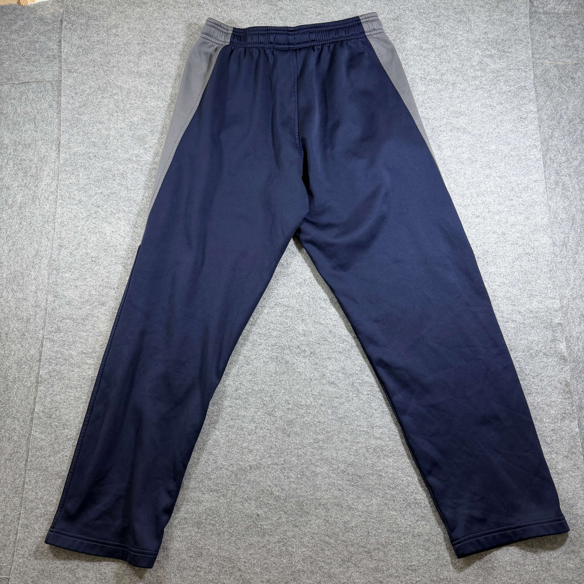 Under Armour ColdGear Sweatpants Mens M Navy Gray Drawstring Loose Fit Lounge thumbnail 2