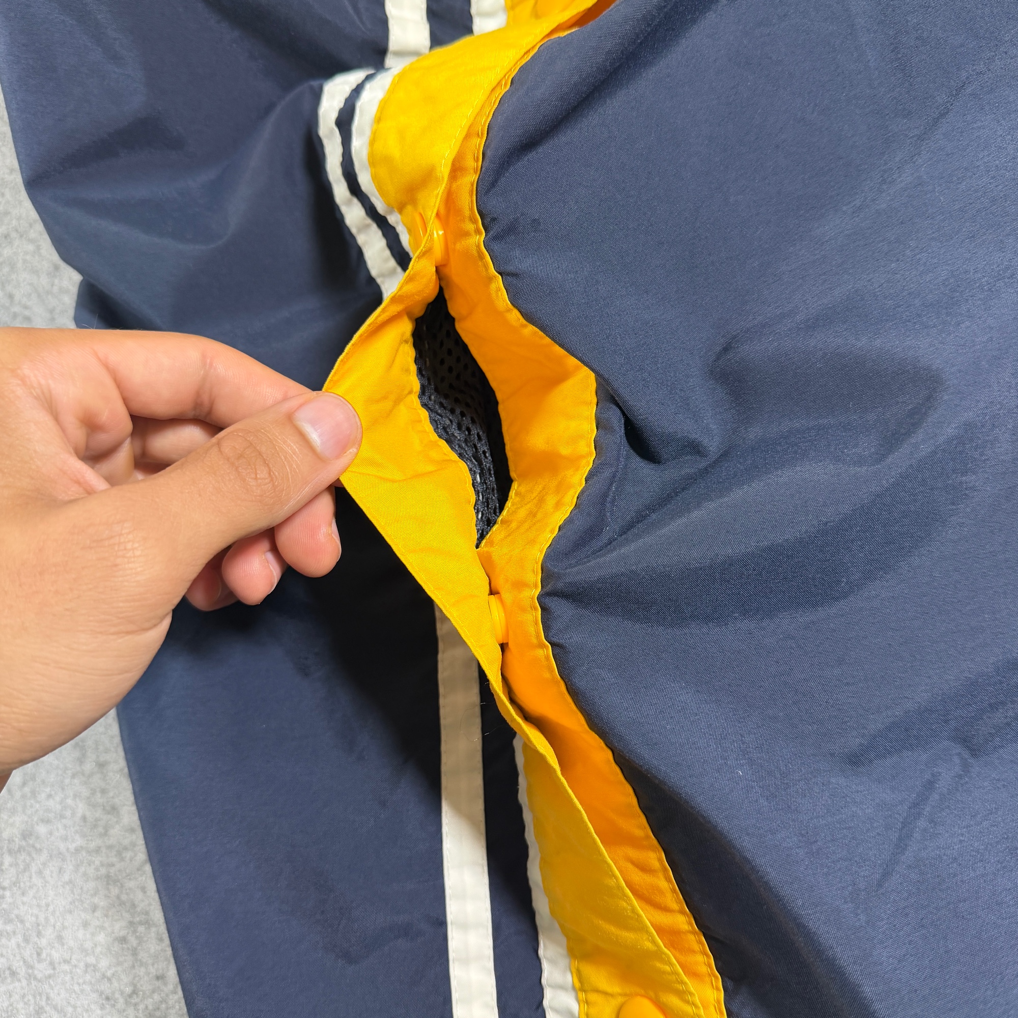 Vintage Holloway Track Pants Mens M Navy Yellow Stripe Snap Side Tearaway Wind thumbnail 5