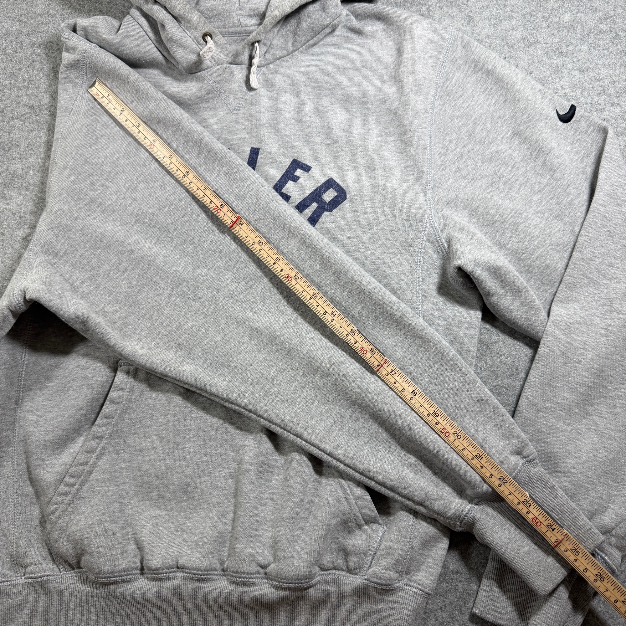 Nike Hoodie Mens S Light Gray Butler Bulldogs Graphic Pullover Drawstring Fleece thumbnail 5
